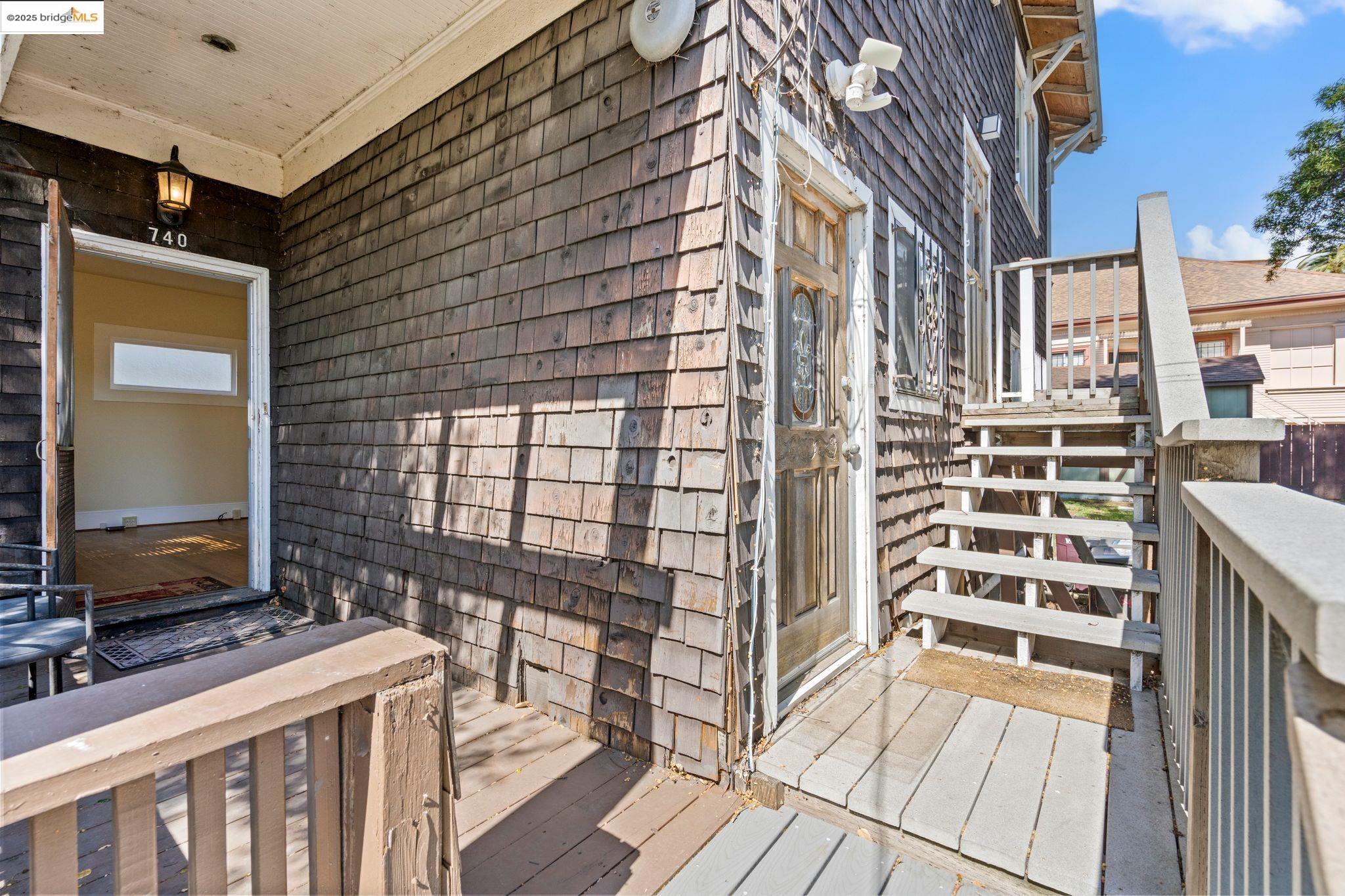 Detail Gallery Image 20 of 29 For 738 E 19th St, Oakland,  CA 94606 - – Beds | – Baths