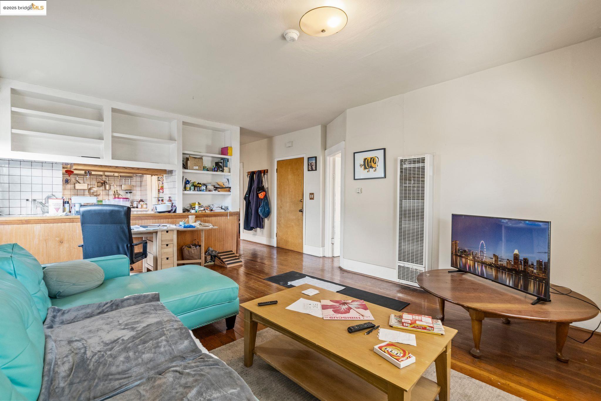 Detail Gallery Image 24 of 29 For 738 E 19th St, Oakland,  CA 94606 - – Beds | – Baths