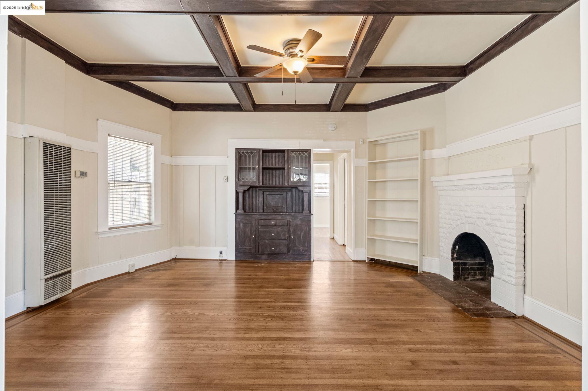 Detail Gallery Image 9 of 29 For 738 E 19th St, Oakland,  CA 94606 - – Beds | – Baths