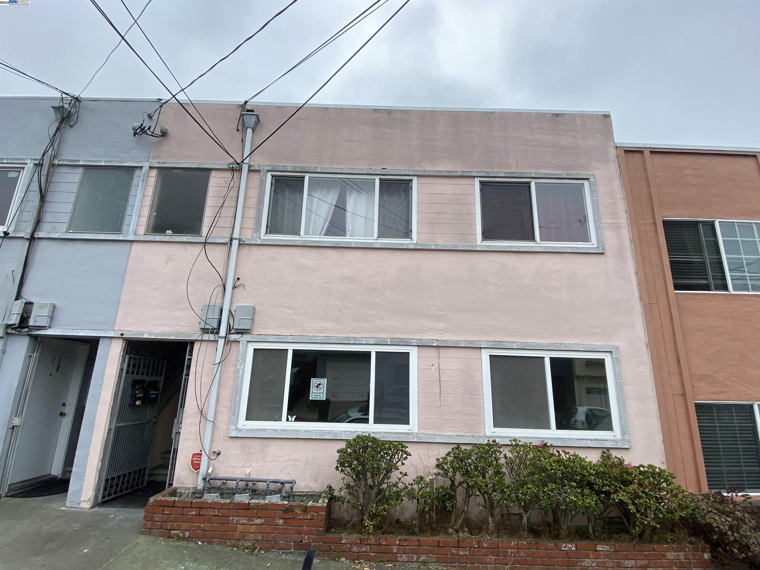 Detail Gallery Image 1 of 12 For 54 Garibaldi St, Daly City,  CA 94014 - – Beds | – Baths