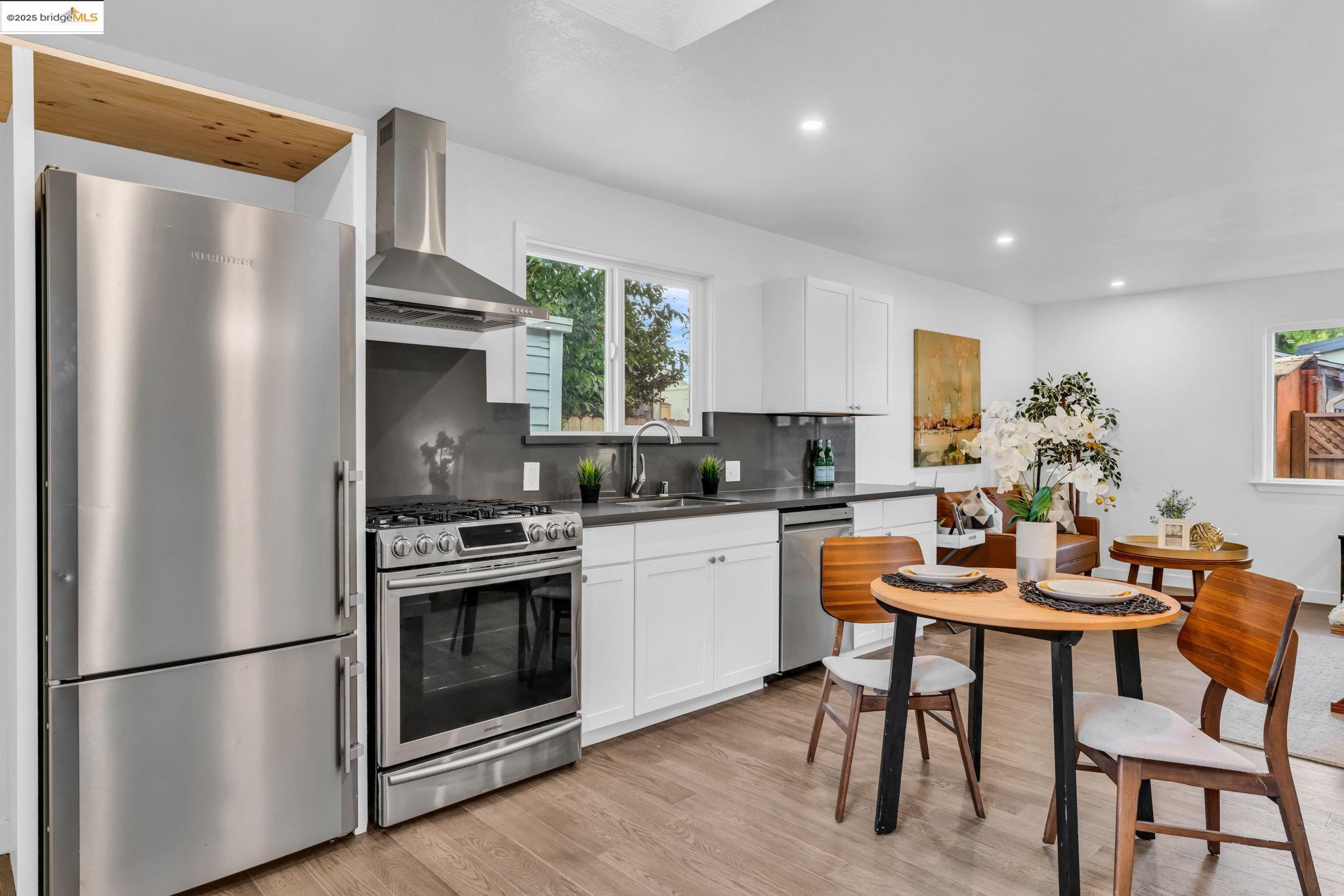 Detail Gallery Image 39 of 60 For 1615 Minturn St, Alameda,  CA 94501 - 3 Beds | 2 Baths