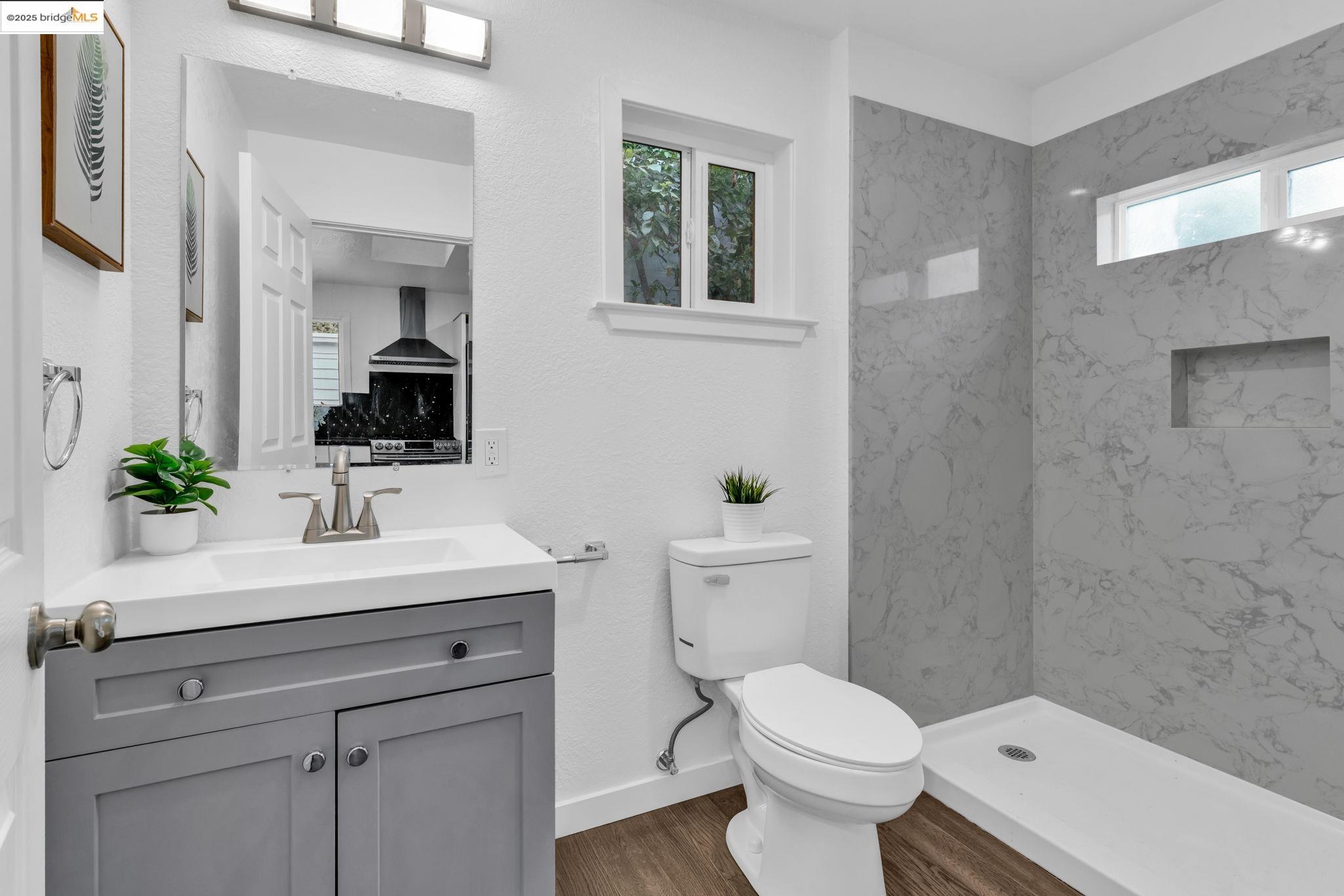 Detail Gallery Image 47 of 60 For 1615 Minturn St, Alameda,  CA 94501 - 3 Beds | 2 Baths