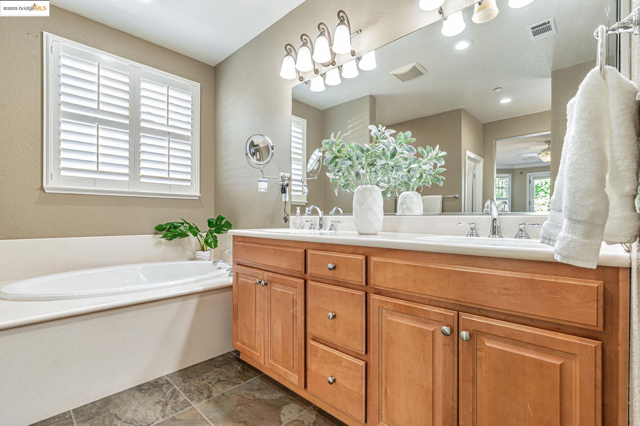 Detail Gallery Image 29 of 57 For 43 Sorrel Ct, Oakley,  CA 94561 - 4 Beds | 2/1 Baths