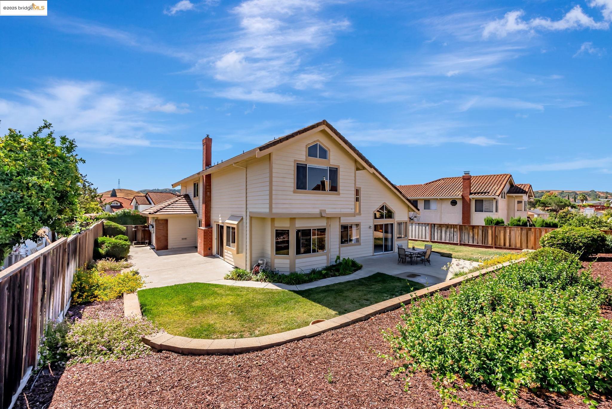 Detail Gallery Image 27 of 33 For 199 Shepard, Hercules,  CA 94547 - 5 Beds | 3 Baths