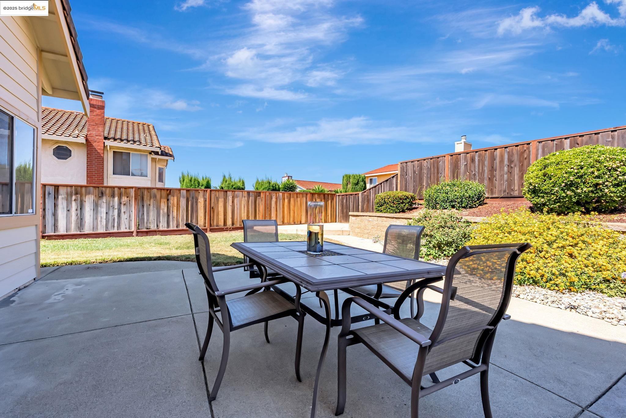 Detail Gallery Image 29 of 33 For 199 Shepard, Hercules,  CA 94547 - 5 Beds | 3 Baths