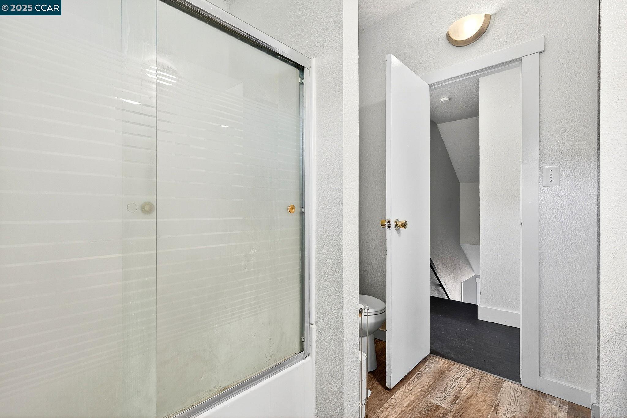 Detail Gallery Image 32 of 60 For 2312 Granada Ct, Pinole,  CA 94564-1813 - 5 Beds | 2 Baths