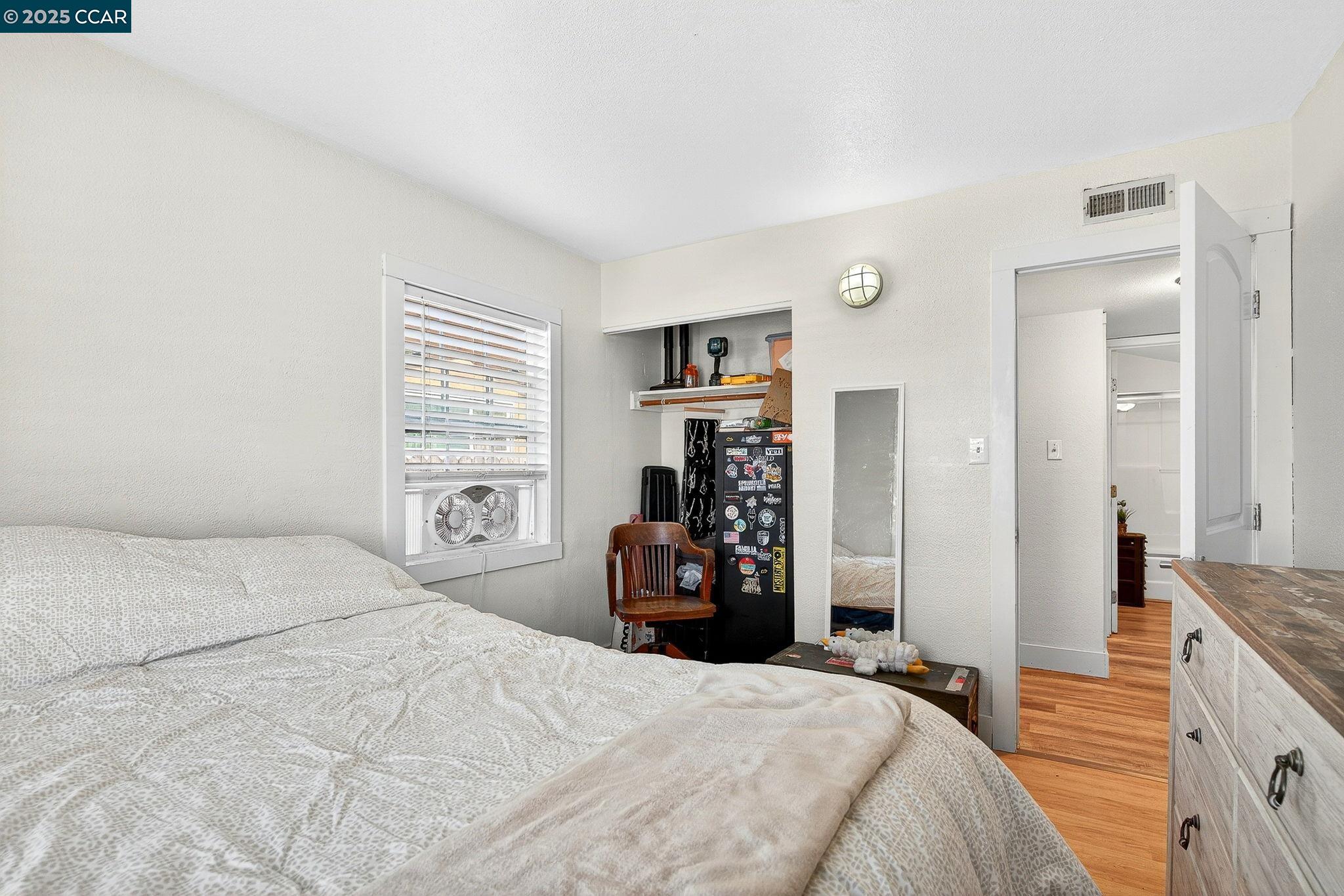 Detail Gallery Image 42 of 60 For 2312 Granada Ct, Pinole,  CA 94564-1813 - 5 Beds | 2 Baths