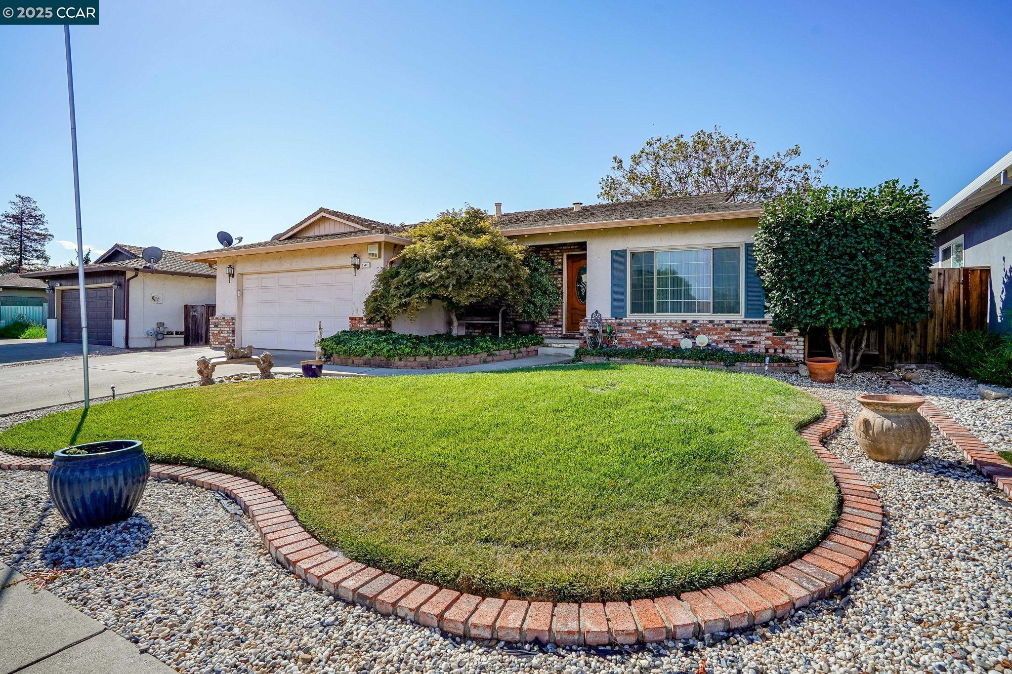 Detail Gallery Image 2 of 24 For 1508 Yellowstone Dr, Antioch,  CA 94509 - 4 Beds | 2 Baths