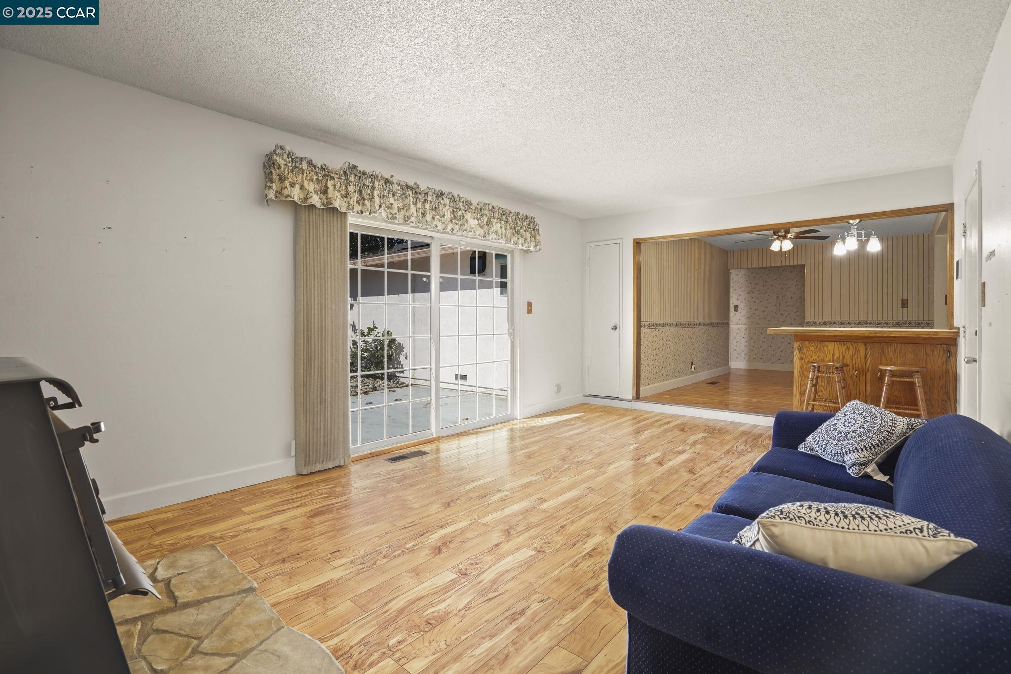 Detail Gallery Image 11 of 24 For 1508 Yellowstone Dr, Antioch,  CA 94509 - 4 Beds | 2 Baths