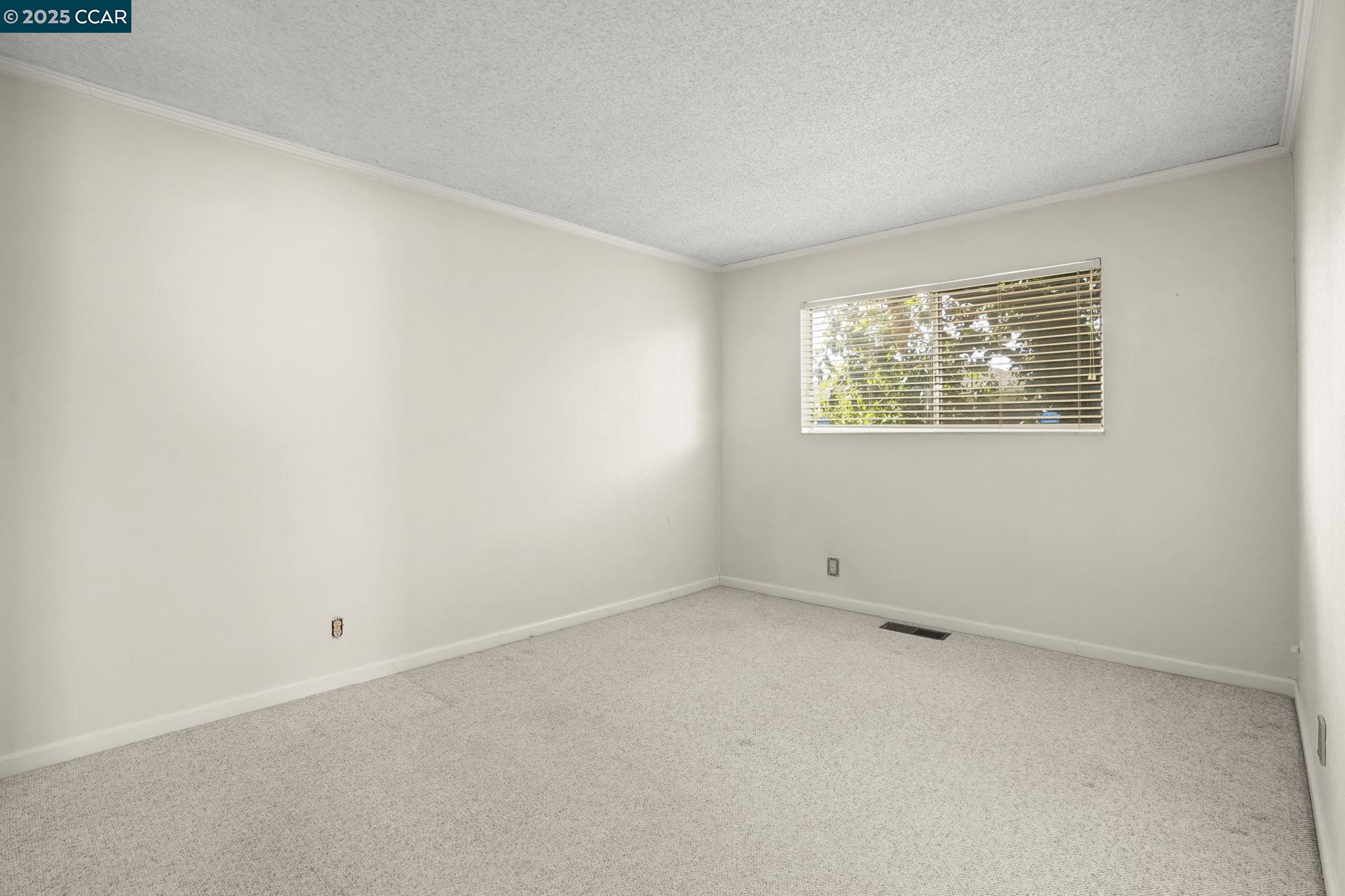Detail Gallery Image 12 of 24 For 1508 Yellowstone Dr, Antioch,  CA 94509 - 4 Beds | 2 Baths