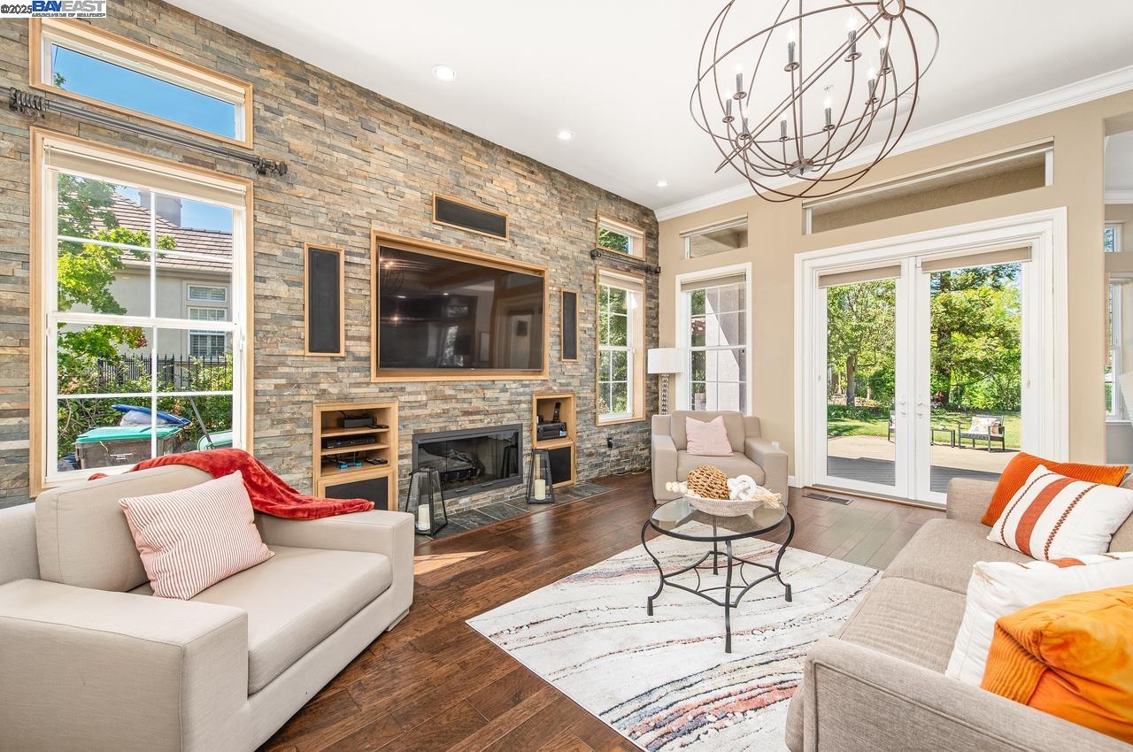 Detail Gallery Image 5 of 45 For 641 Varese Ct, Pleasanton,  CA 94566 - 5 Beds | 4 Baths