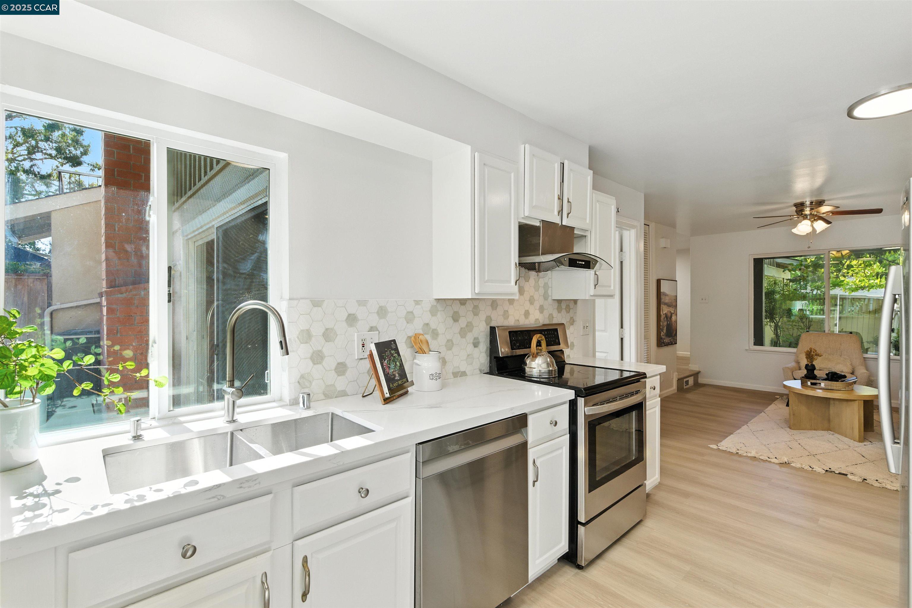 Photo #12: 41110790 Listing: Photo #12