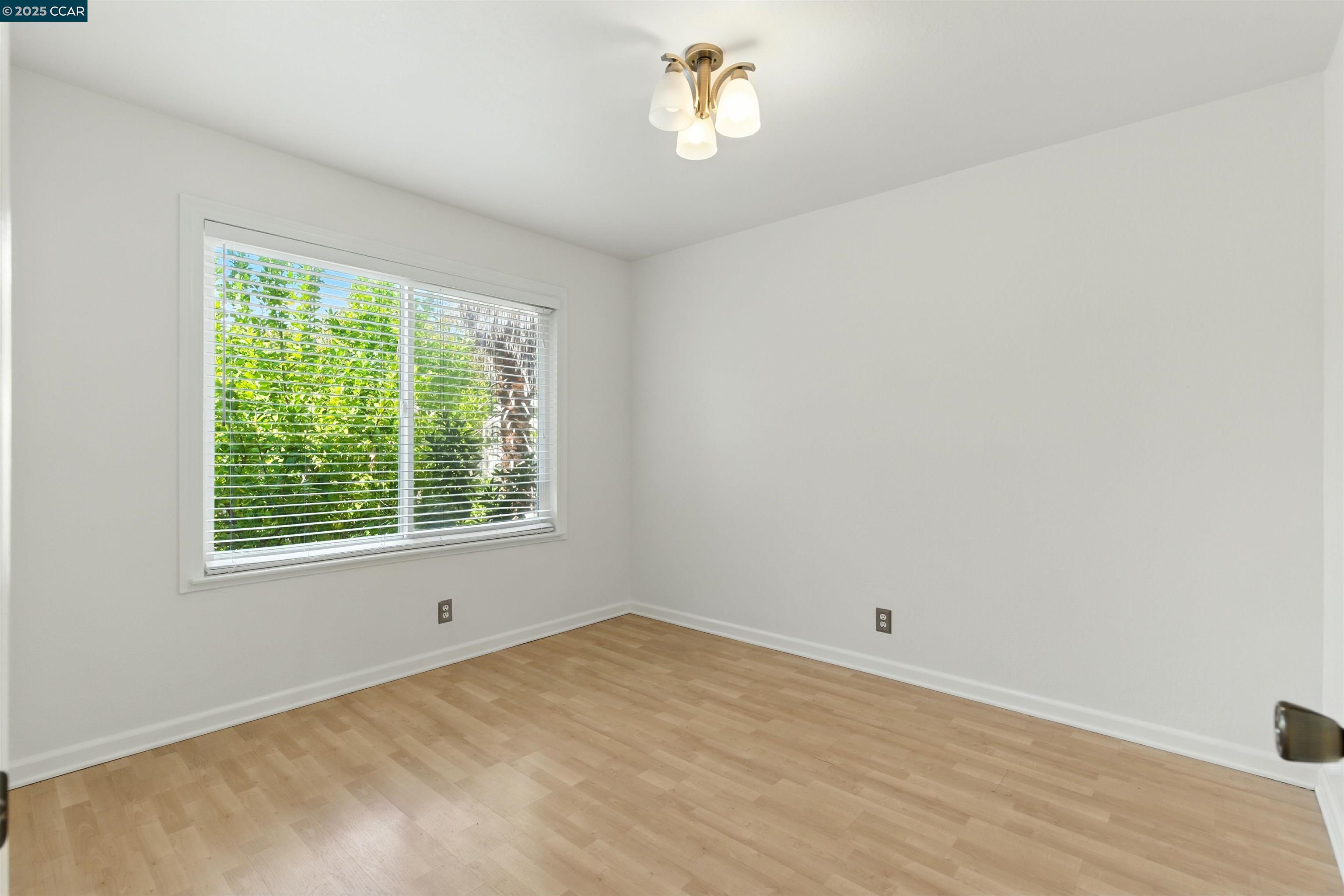 Photo #24: 41110790 Listing: Photo #24