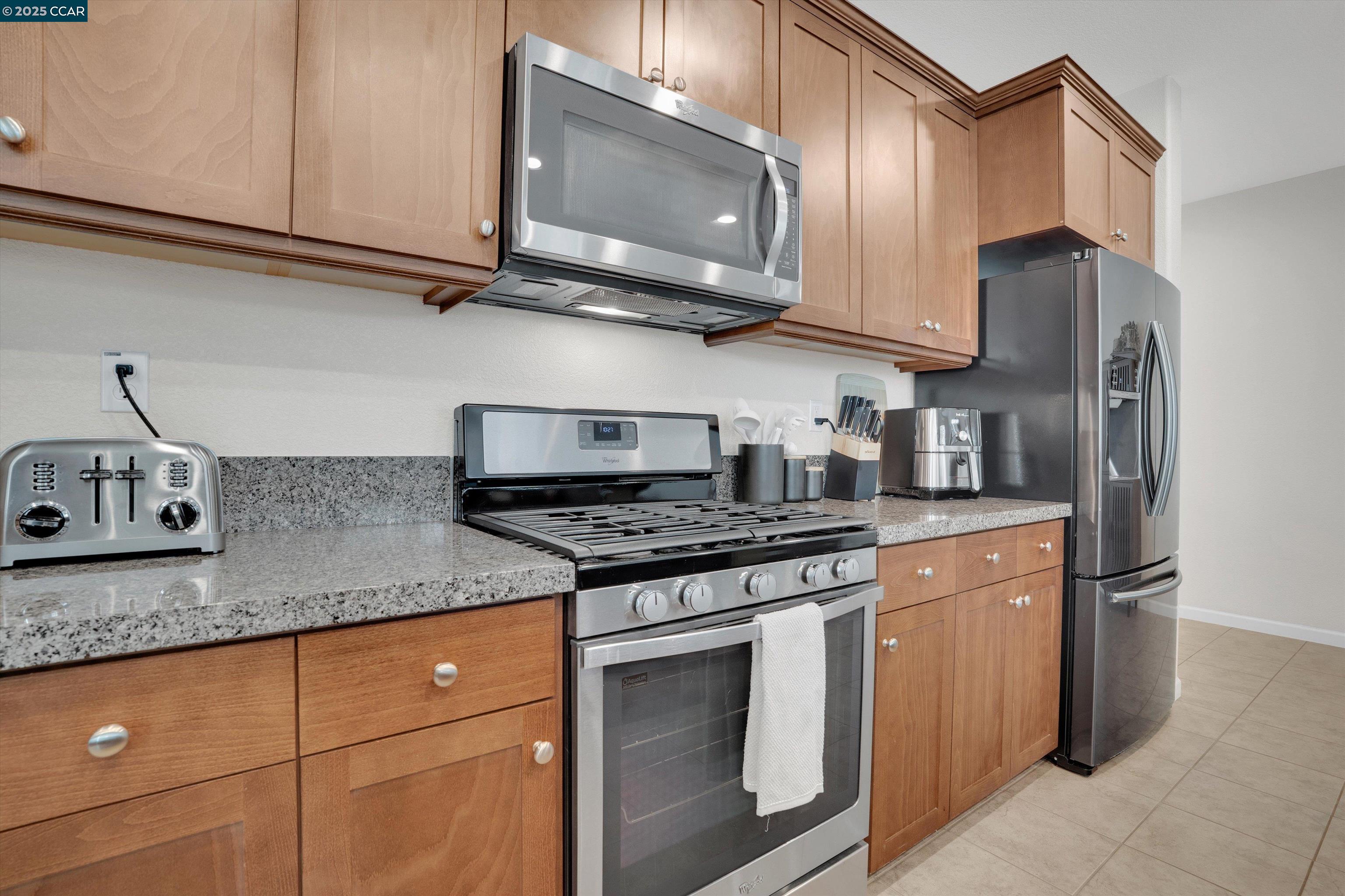 Detail Gallery Image 13 of 48 For 8275 Brookhaven Cir, Discovery Bay,  CA 94505 - 3 Beds | 2 Baths