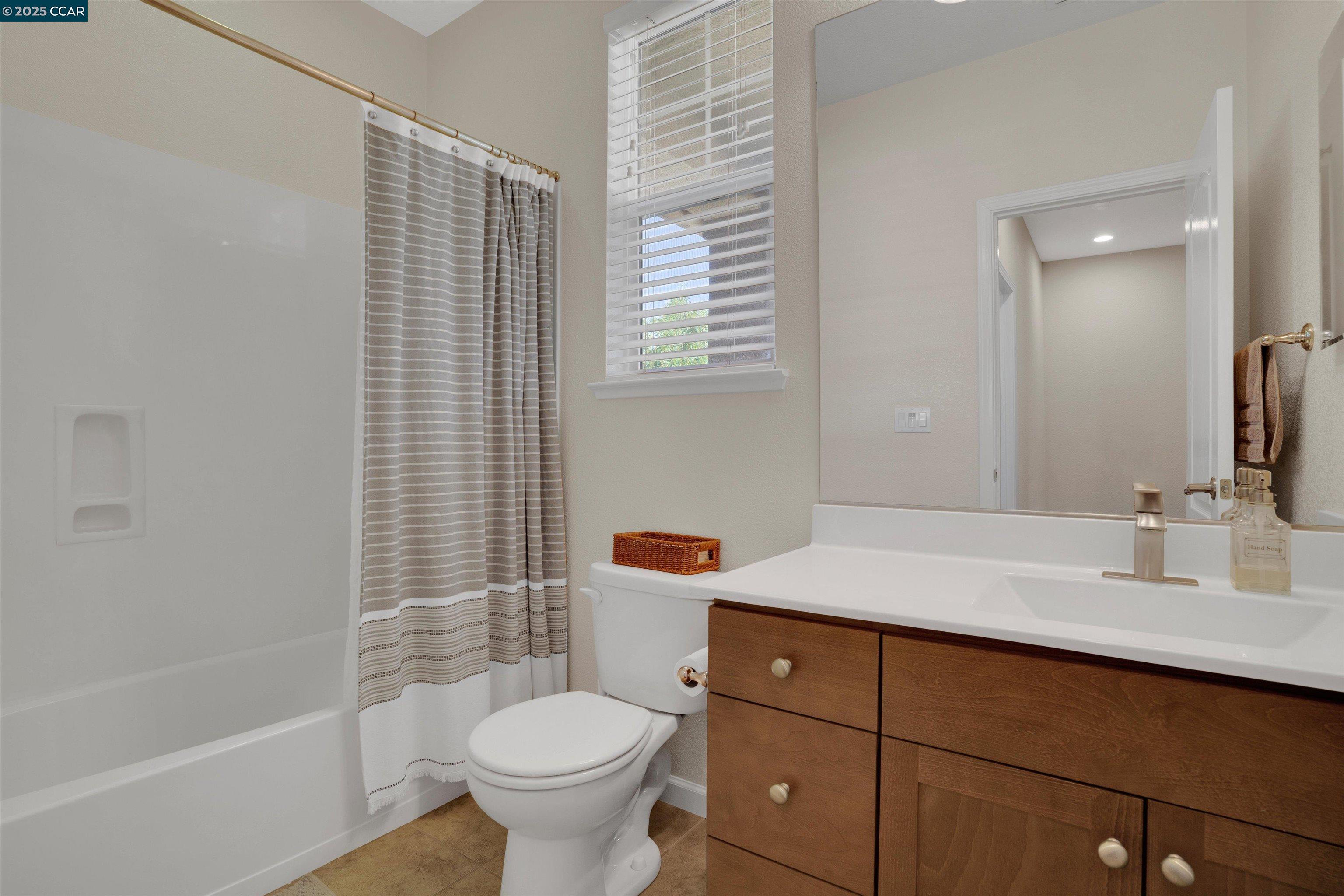 Detail Gallery Image 29 of 48 For 8275 Brookhaven Cir, Discovery Bay,  CA 94505 - 3 Beds | 2 Baths