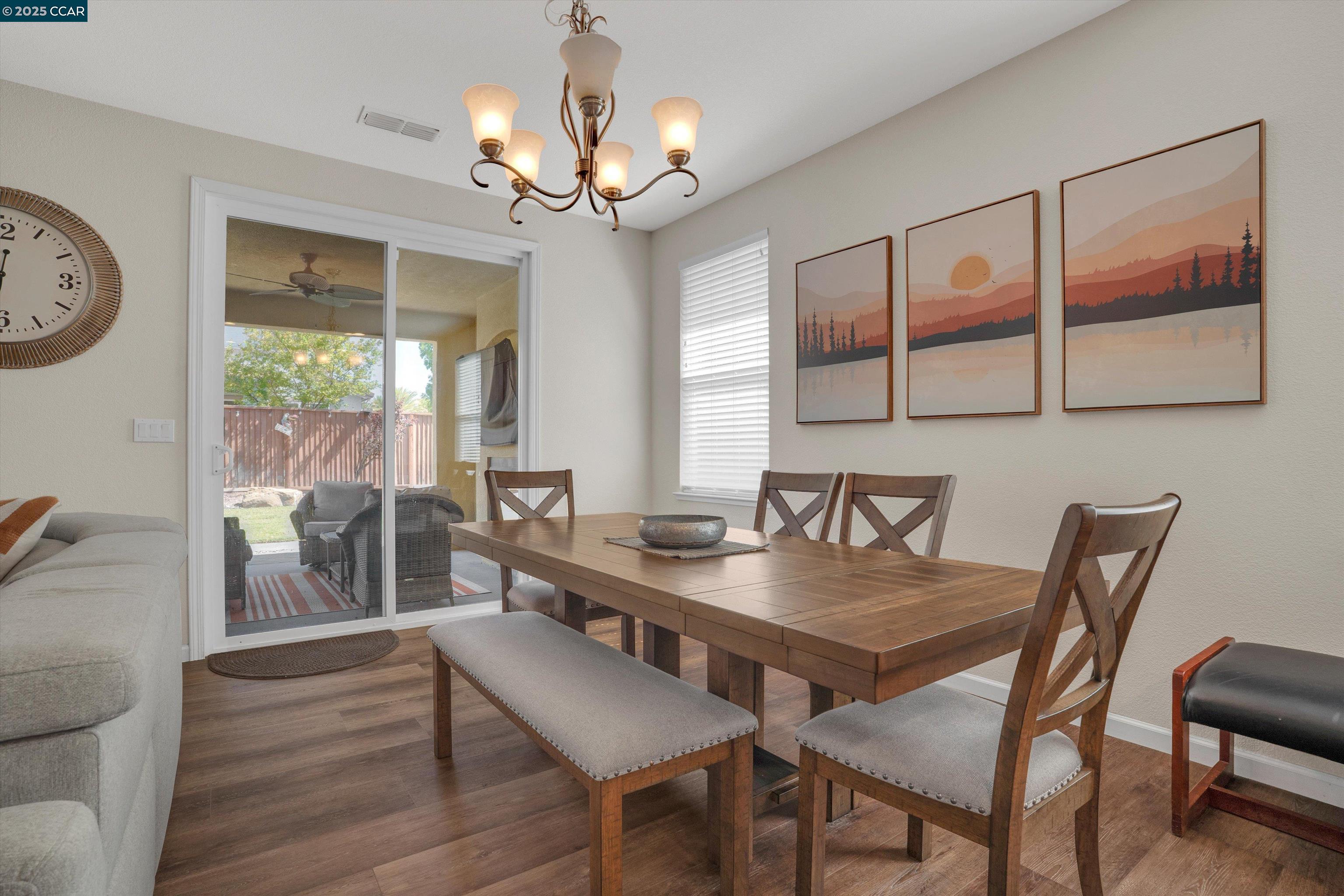 Detail Gallery Image 10 of 48 For 8275 Brookhaven Cir, Discovery Bay,  CA 94505 - 3 Beds | 2 Baths