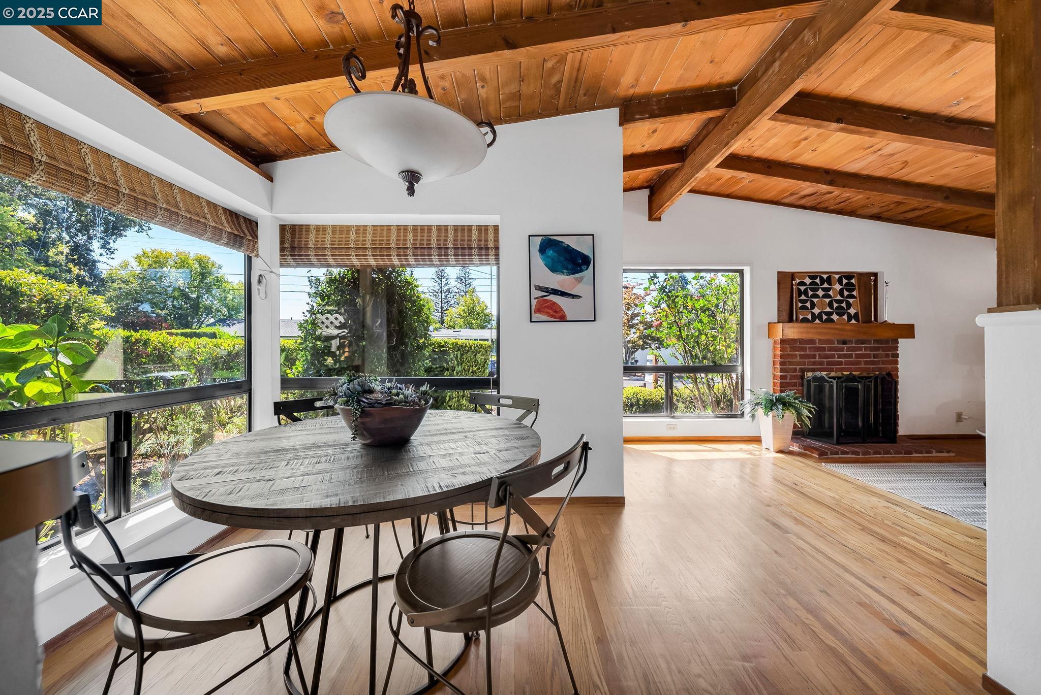 Detail Gallery Image 11 of 37 For 70 Norman Court, Walnut Creek,  CA 94595 - 3 Beds | 2 Baths