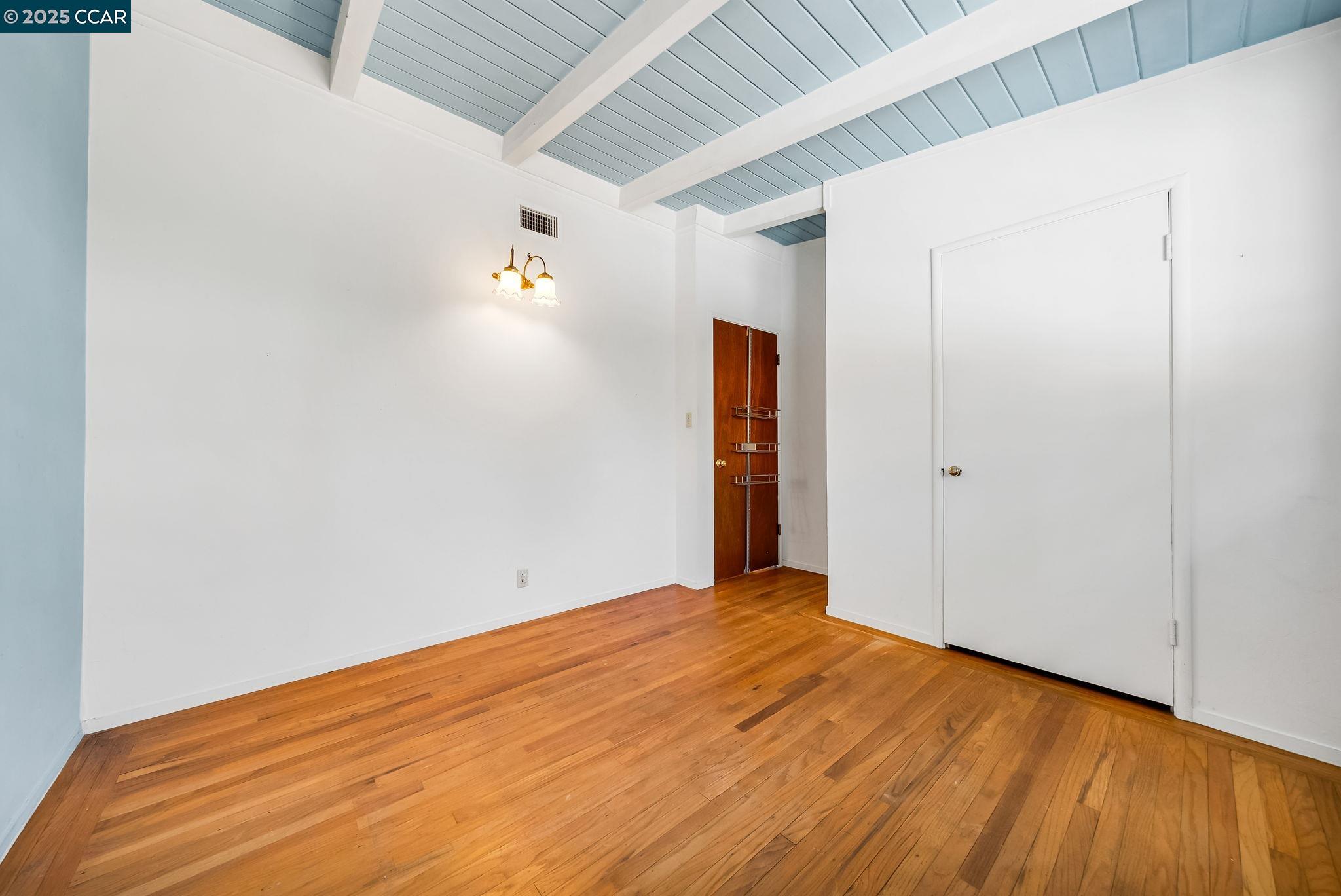Detail Gallery Image 25 of 37 For 70 Norman Court, Walnut Creek,  CA 94595 - 3 Beds | 2 Baths