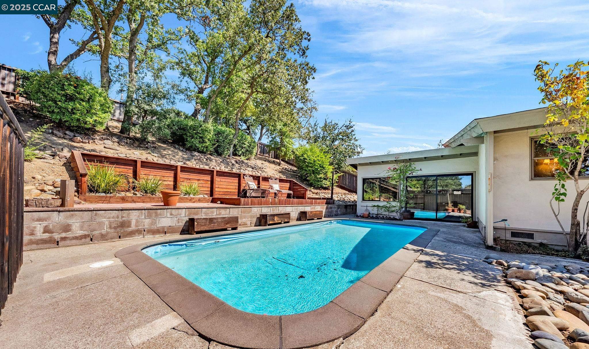 Detail Gallery Image 36 of 37 For 70 Norman Court, Walnut Creek,  CA 94595 - 3 Beds | 2 Baths