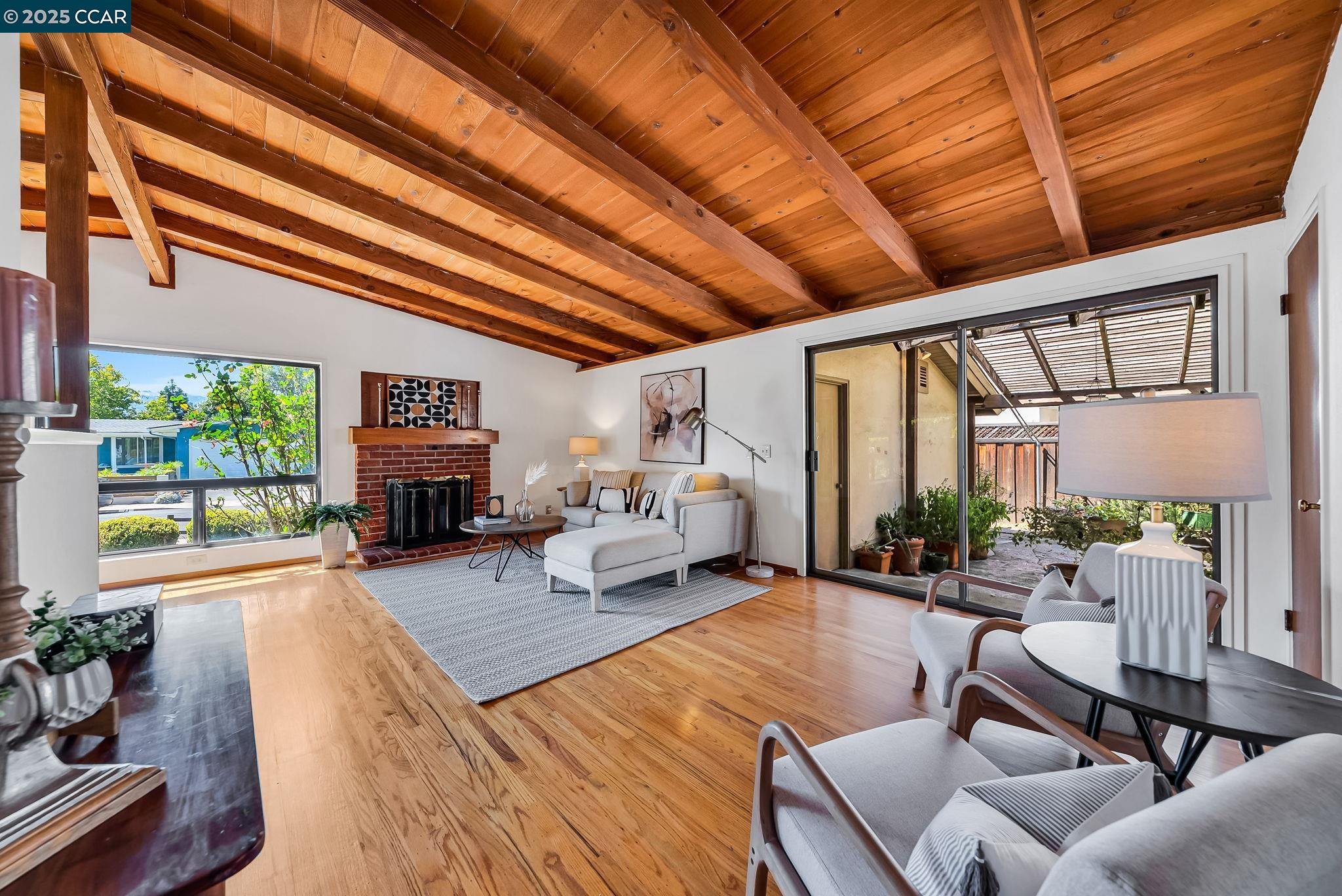 Detail Gallery Image 9 of 37 For 70 Norman Court, Walnut Creek,  CA 94595 - 3 Beds | 2 Baths