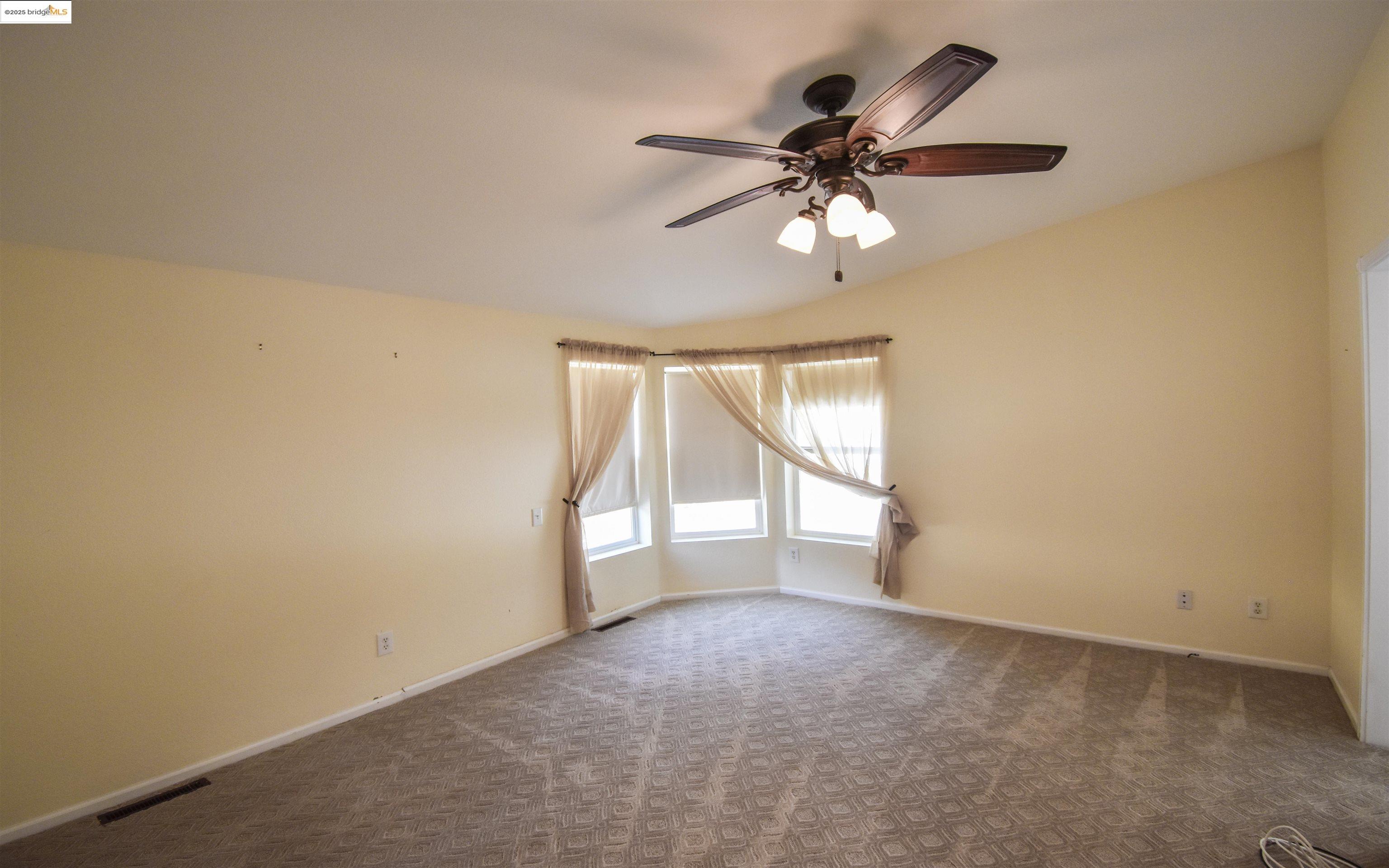 Detail Gallery Image 18 of 56 For 10303 N Airport Rd, Columbia,  CA 95310 - 3 Beds | 2 Baths