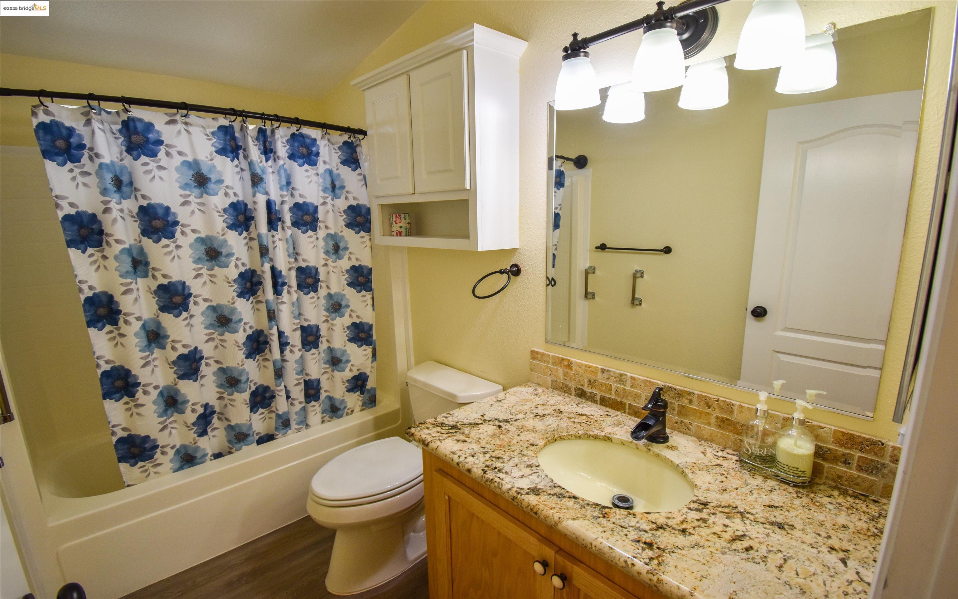 Detail Gallery Image 25 of 56 For 10303 N Airport Rd, Columbia,  CA 95310 - 3 Beds | 2 Baths