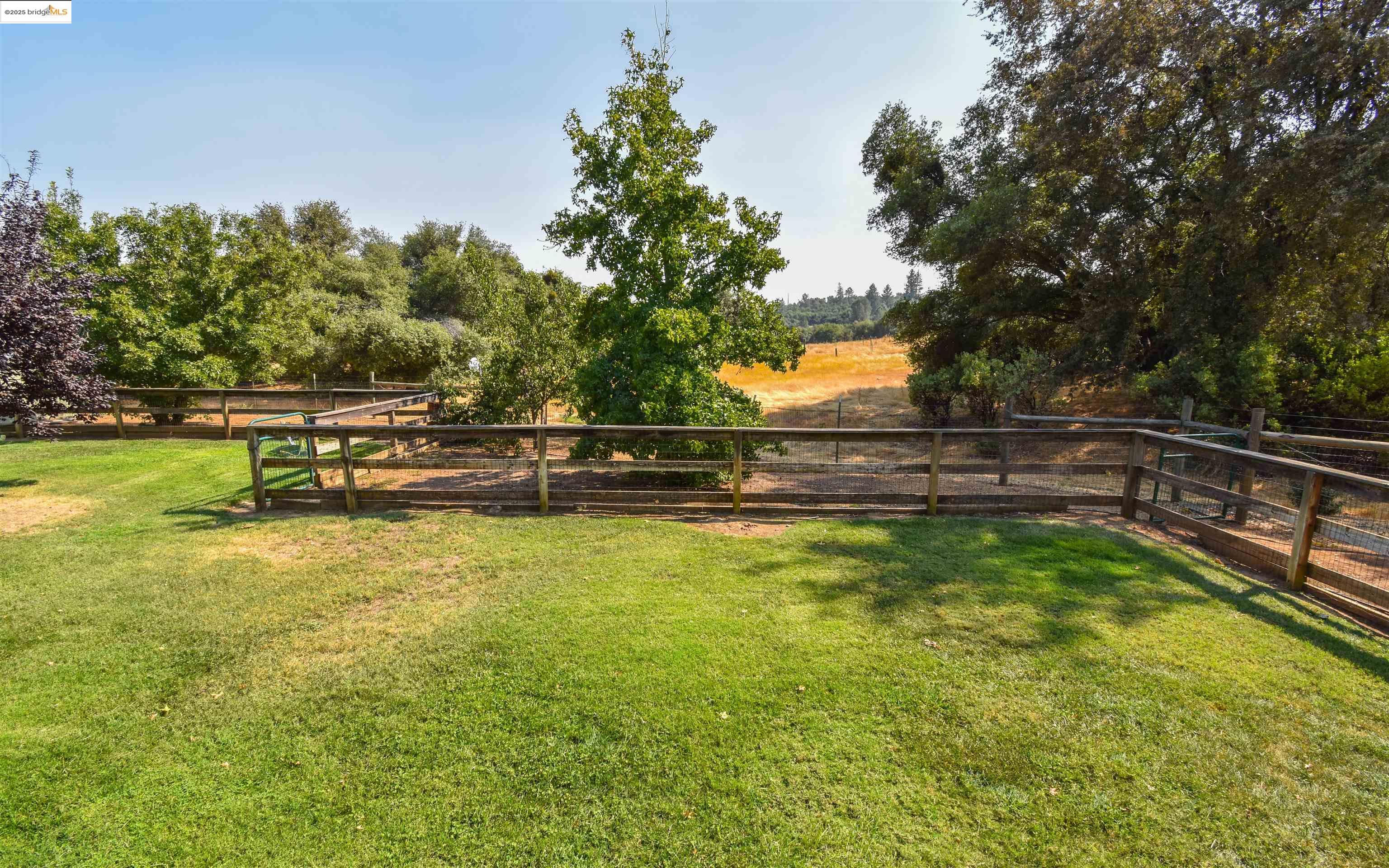 Detail Gallery Image 32 of 56 For 10303 N Airport Rd, Columbia,  CA 95310 - 3 Beds | 2 Baths