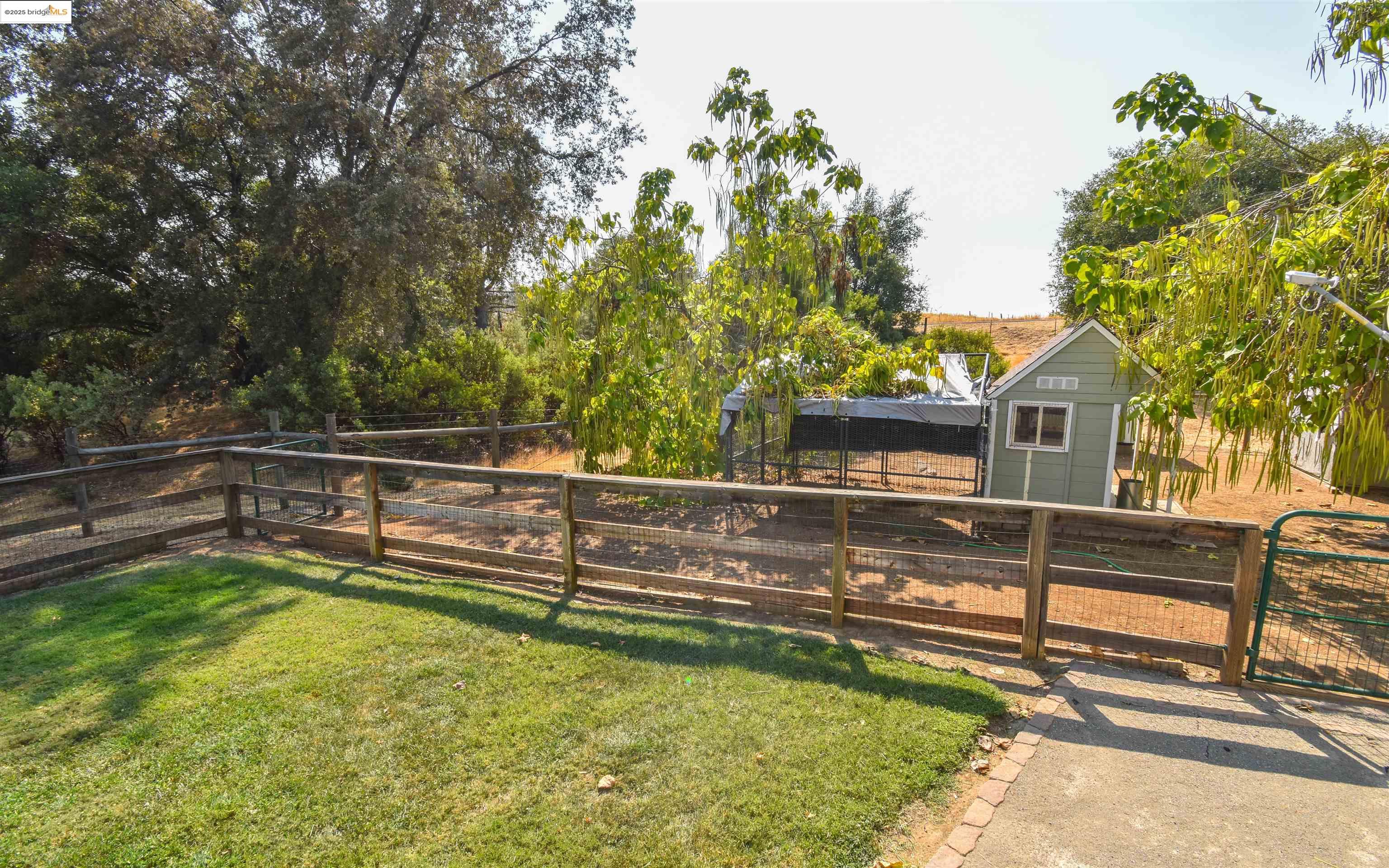Detail Gallery Image 34 of 56 For 10303 N Airport Rd, Columbia,  CA 95310 - 3 Beds | 2 Baths
