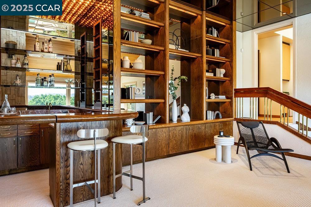 Detail Gallery Image 14 of 60 For 1177 Estates Dr, Lafayette,  CA 94549 - 6 Beds | 7/2 Baths