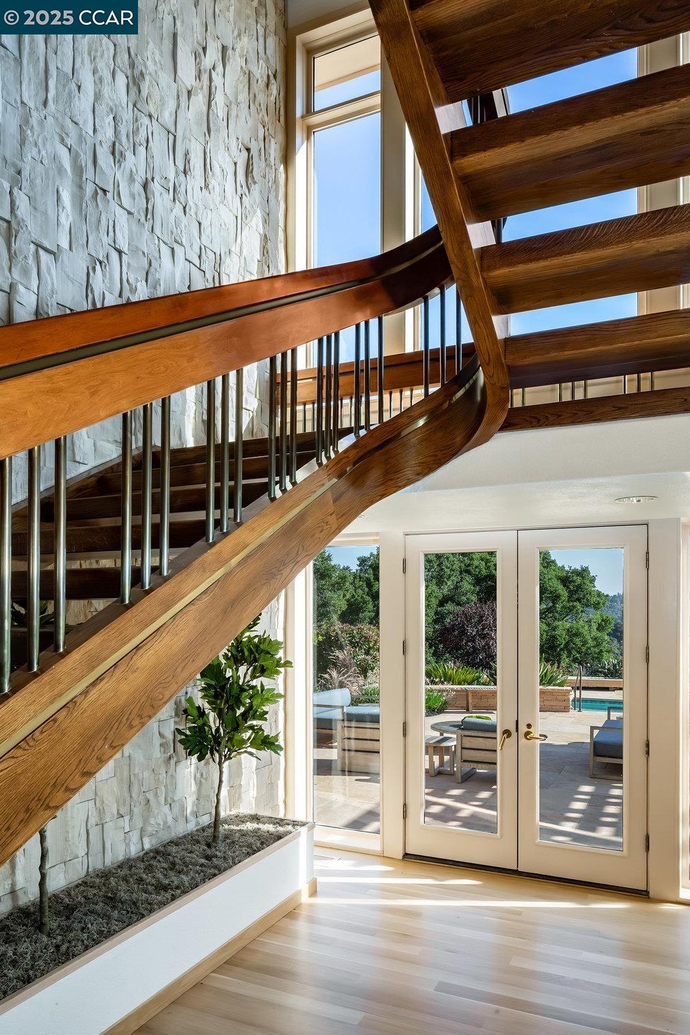Detail Gallery Image 32 of 60 For 1177 Estates Dr, Lafayette,  CA 94549 - 6 Beds | 7/2 Baths