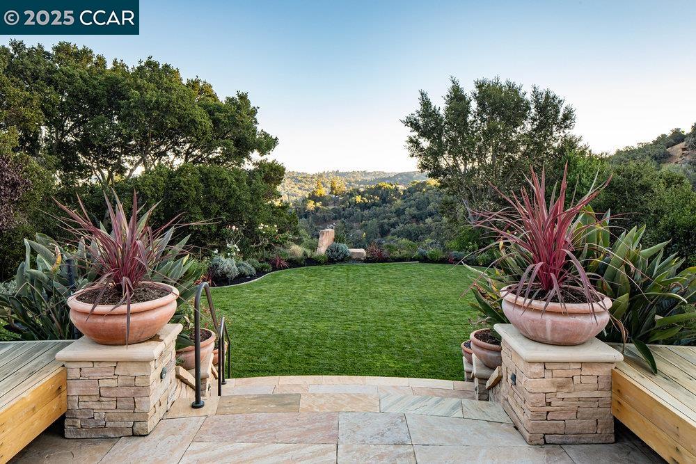Detail Gallery Image 51 of 60 For 1177 Estates Dr, Lafayette,  CA 94549 - 6 Beds | 7/2 Baths