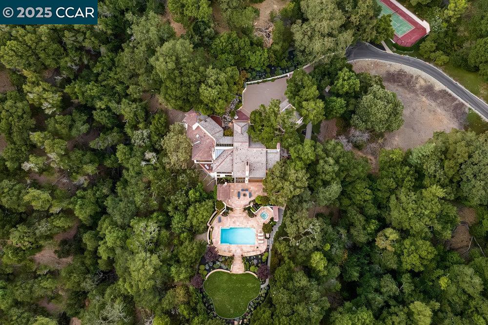 Detail Gallery Image 59 of 60 For 1177 Estates Dr, Lafayette,  CA 94549 - 6 Beds | 7/2 Baths