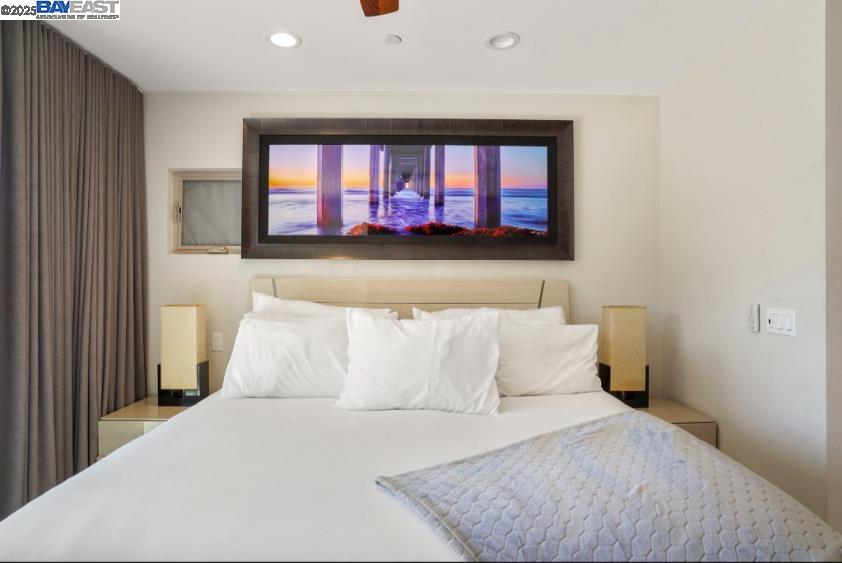 Detail Gallery Image 25 of 50 For 1122 Oliver Ave, San Diego,  CA 92109 - 3 Beds | 3/1 Baths