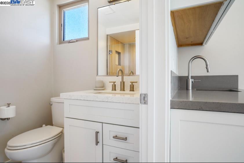 Detail Gallery Image 42 of 50 For 1122 Oliver Ave, San Diego,  CA 92109 - 3 Beds | 3/1 Baths