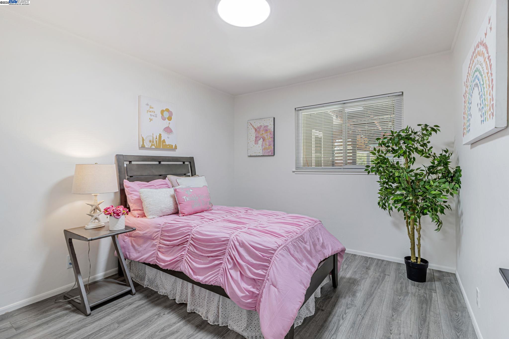Detail Gallery Image 23 of 39 For 17347 via Encinas, San Lorenzo,  CA 94580 - 3 Beds | 1/1 Baths