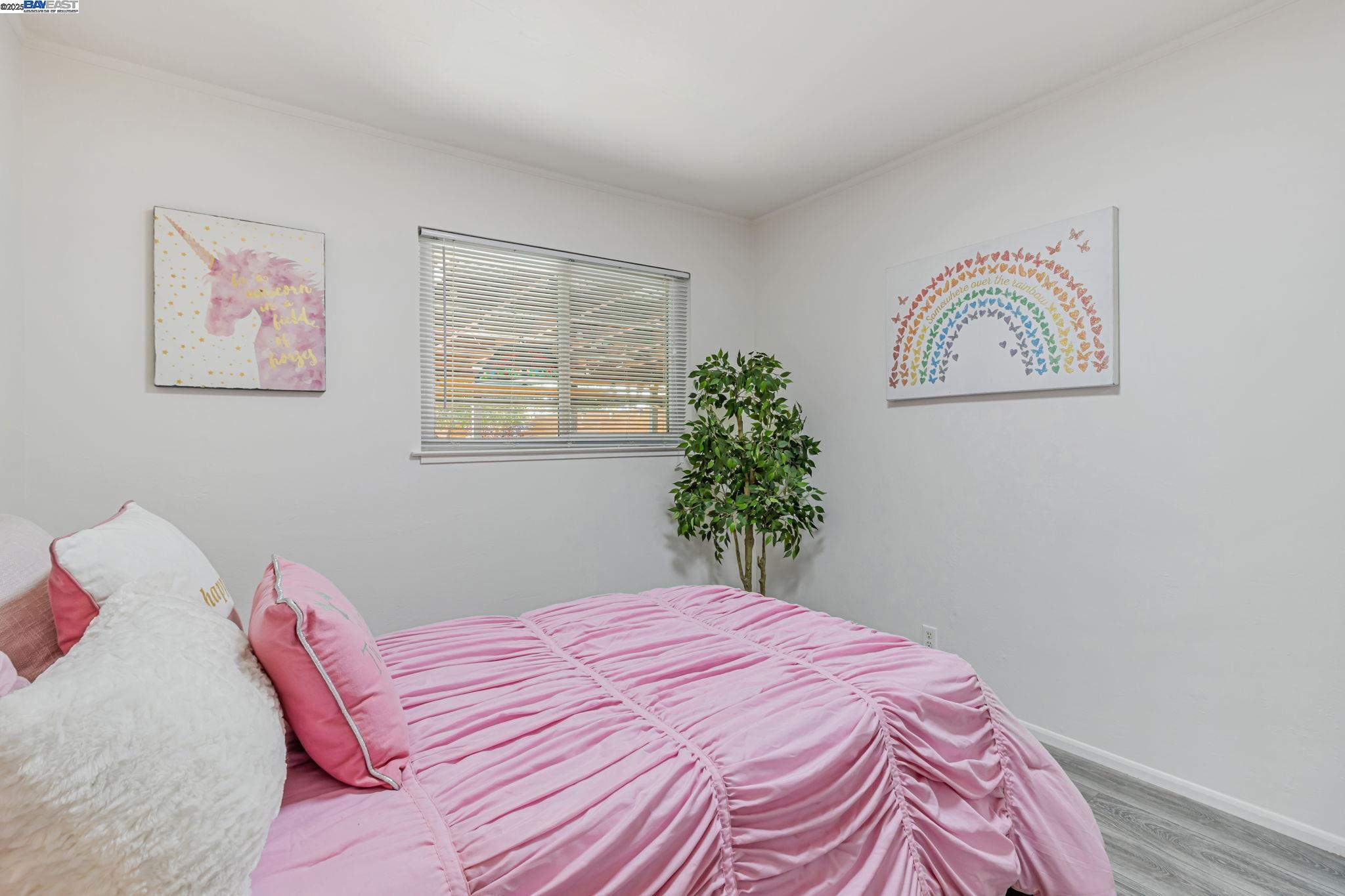 Detail Gallery Image 24 of 39 For 17347 via Encinas, San Lorenzo,  CA 94580 - 3 Beds | 1/1 Baths