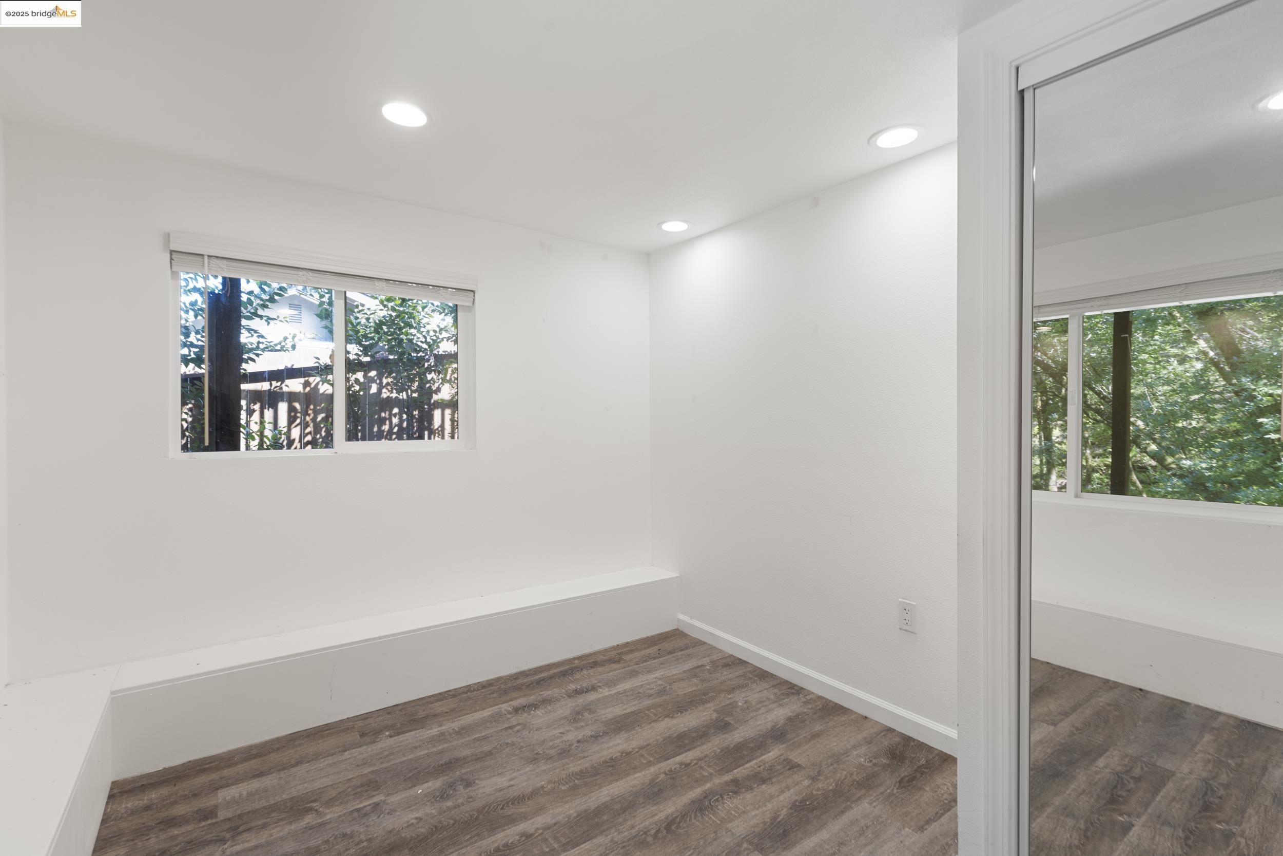 Detail Gallery Image 28 of 32 For 204 Resaca Ave, Forest Knolls,  CA 94933 - 3 Beds | 3 Baths