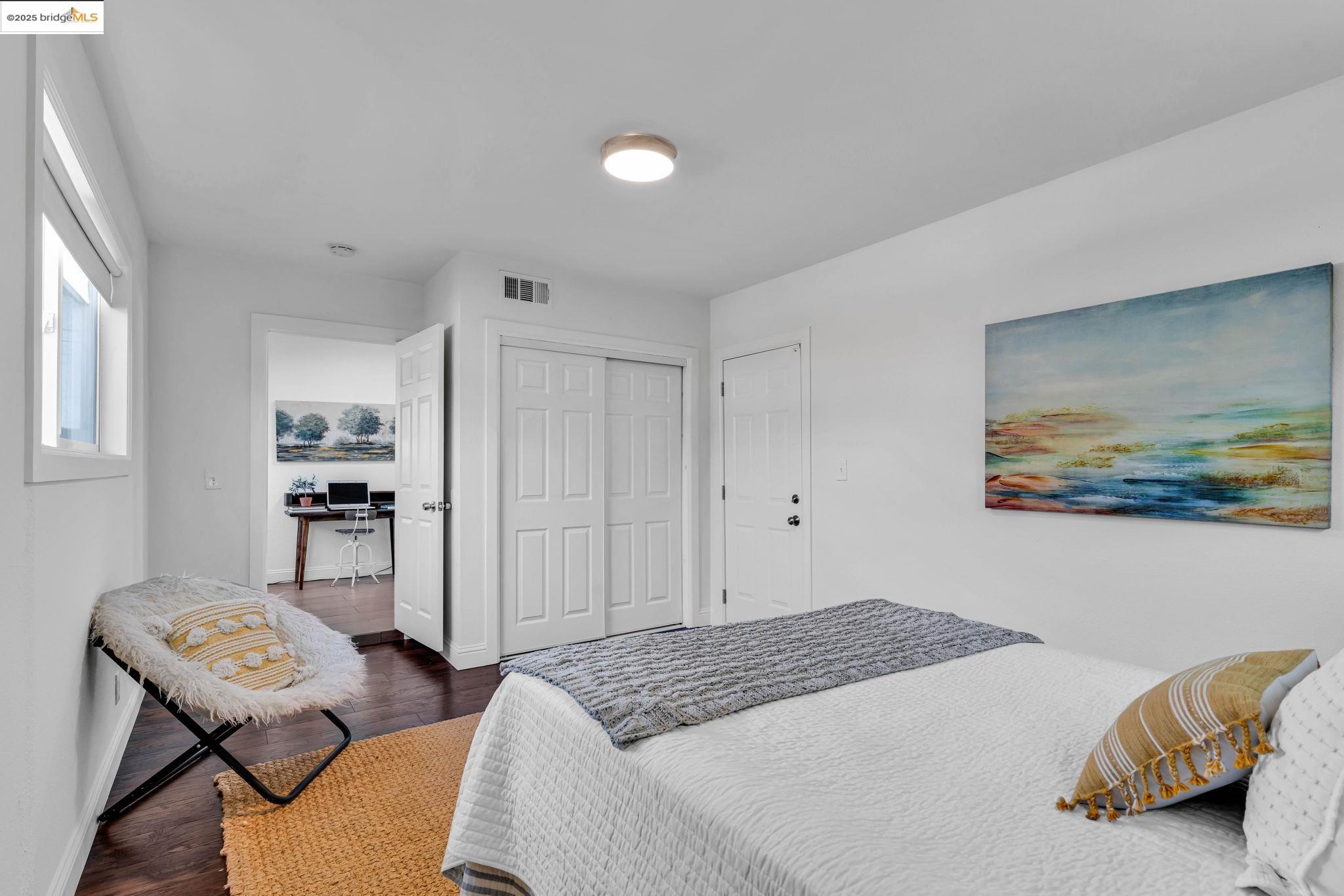 Detail Gallery Image 21 of 32 For 1715 67th Ave, Oakland,  CA 94621 - 3 Beds | 1 Baths