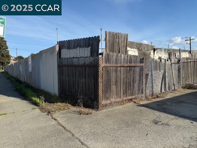 Detail Gallery Image 4 of 6 For 433 Maine St, Vallejo,  CA 94590 - – Beds | – Baths