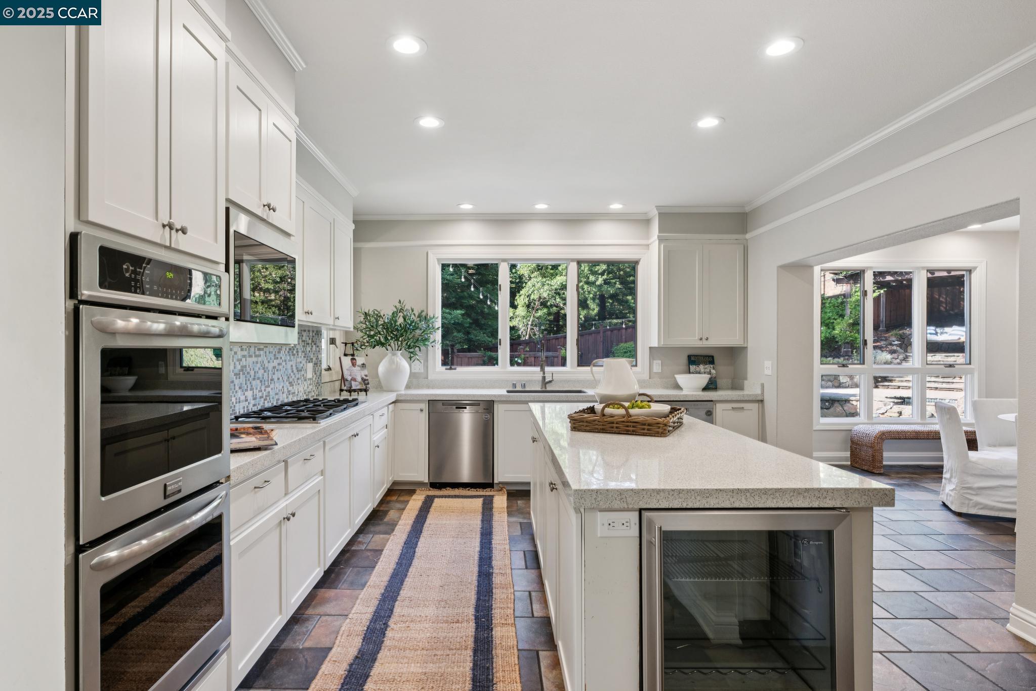 Detail Gallery Image 11 of 59 For 3238 Greenhills Drive, Lafayette,  CA 94549 - 5 Beds | 4/1 Baths