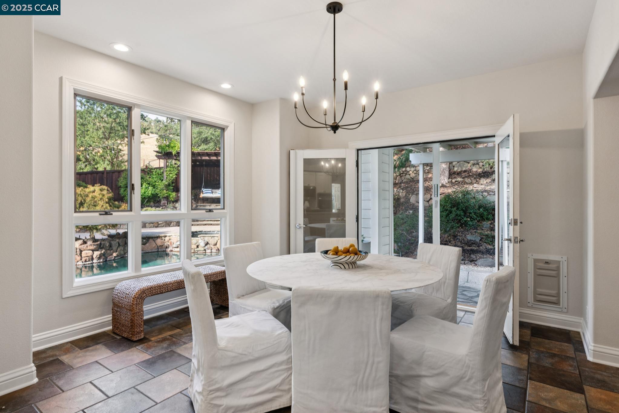 Detail Gallery Image 16 of 59 For 3238 Greenhills Drive, Lafayette,  CA 94549 - 5 Beds | 4/1 Baths