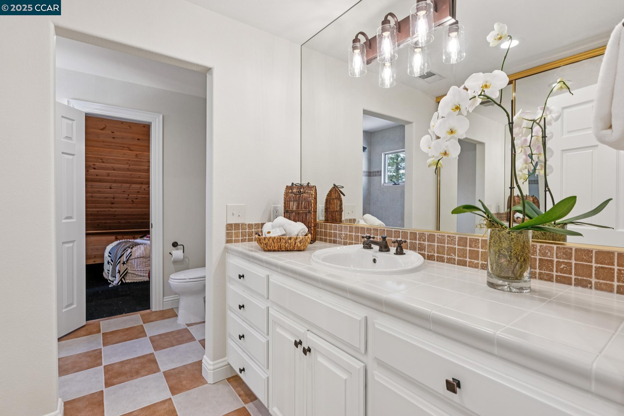 Detail Gallery Image 35 of 59 For 3238 Greenhills Drive, Lafayette,  CA 94549 - 5 Beds | 4/1 Baths