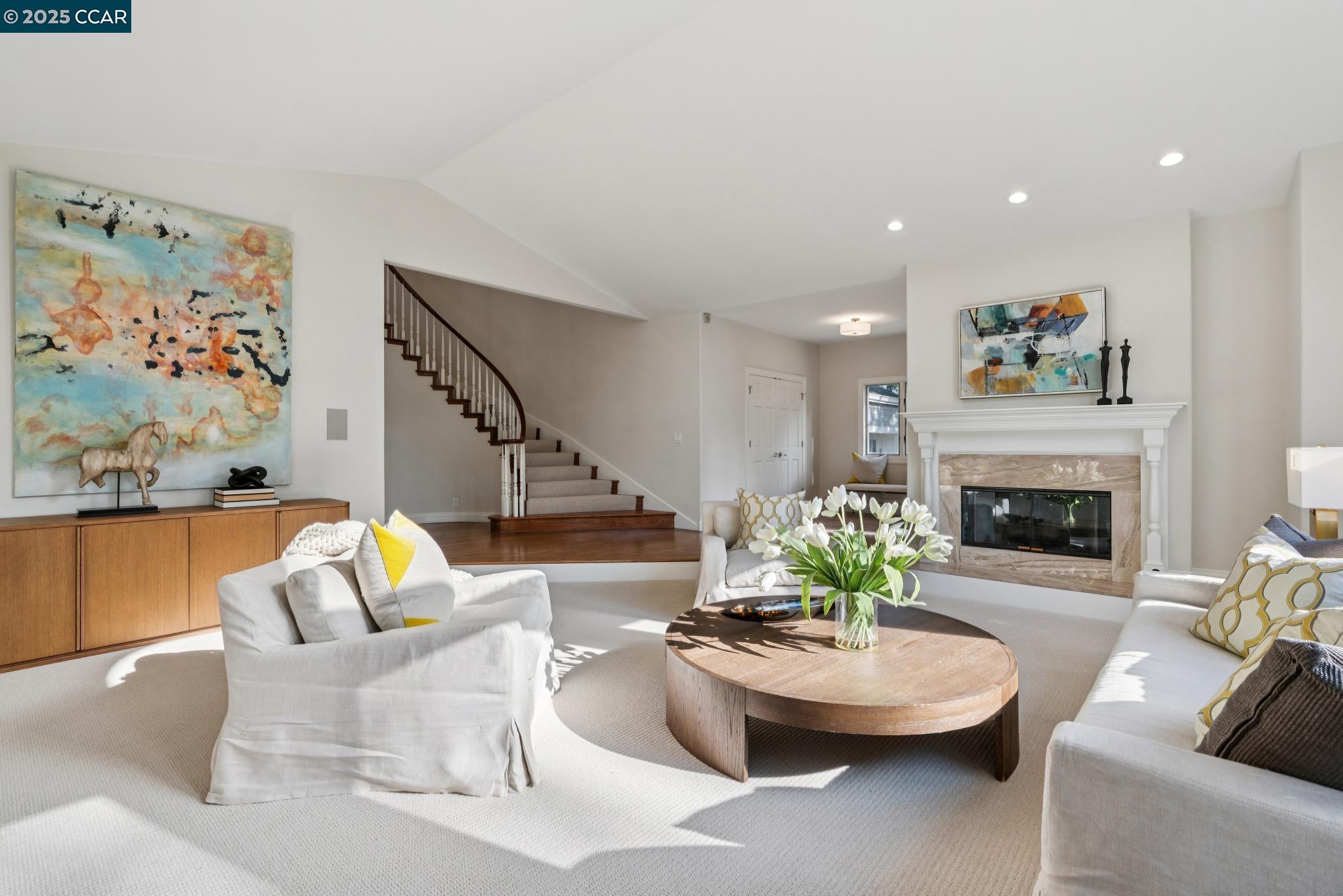 Detail Gallery Image 5 of 59 For 3238 Greenhills Drive, Lafayette,  CA 94549 - 5 Beds | 4/1 Baths