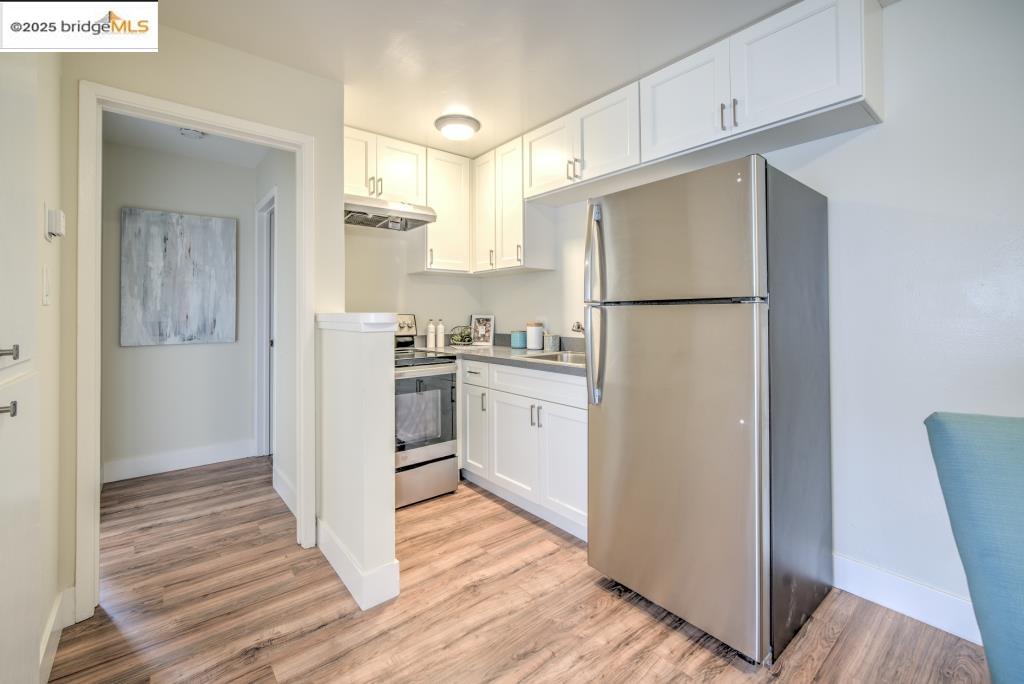 Detail Gallery Image 10 of 13 For 399 Schafer Rd, Hayward,  CA 94544 - – Beds | – Baths