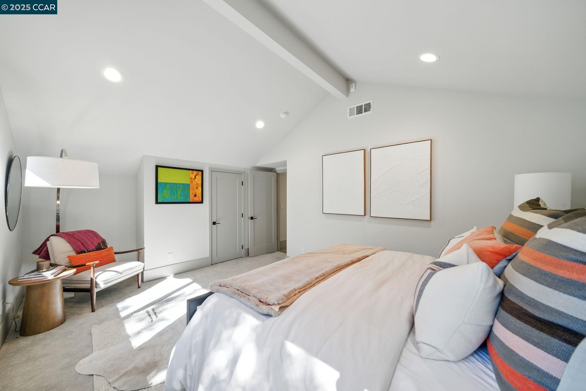 Detail Gallery Image 30 of 49 For 121 Tappan Ln, Orinda,  CA 94563 - 5 Beds | 5 Baths