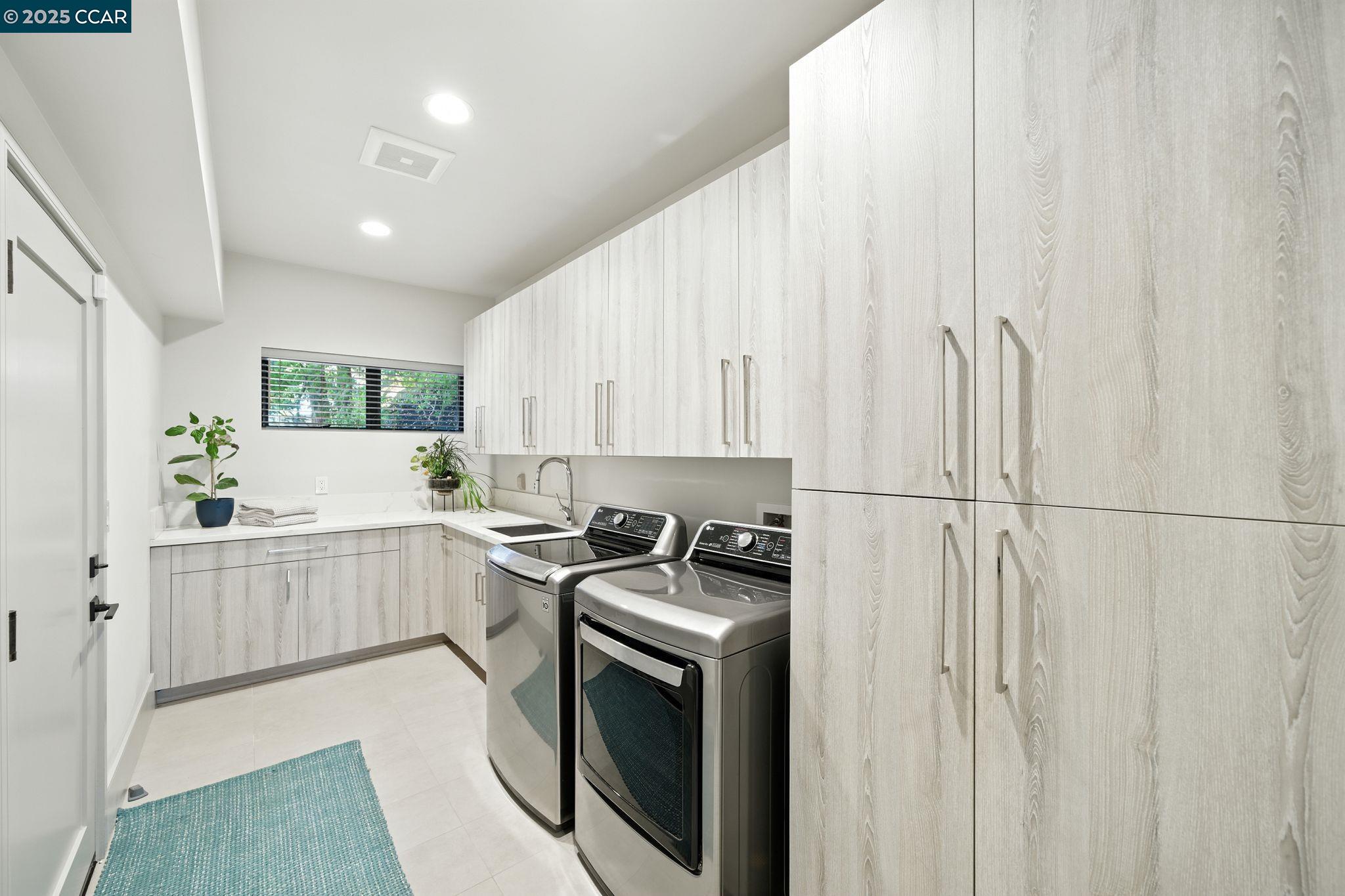 Detail Gallery Image 34 of 49 For 121 Tappan Ln, Orinda,  CA 94563 - 5 Beds | 5 Baths