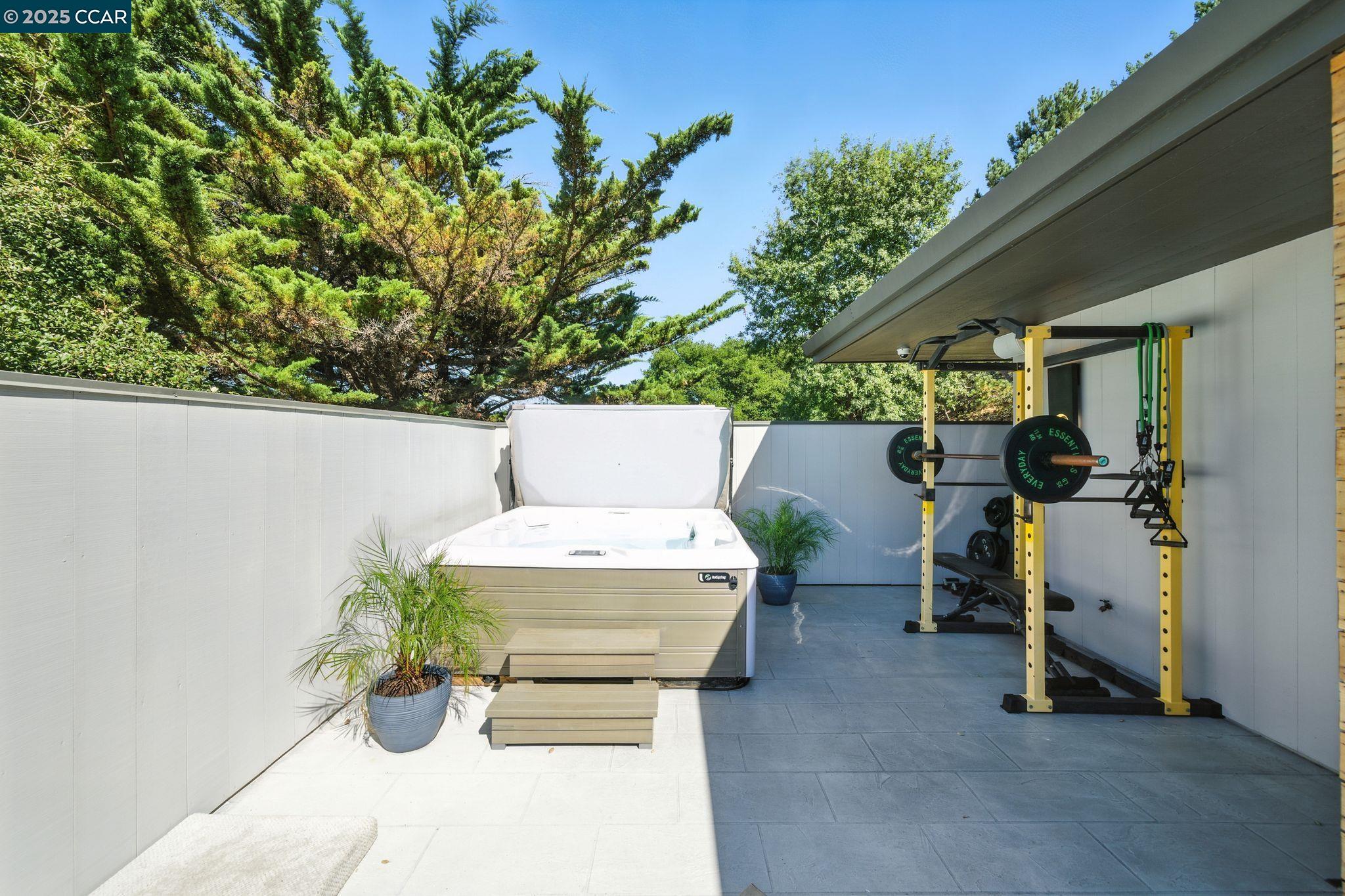 Detail Gallery Image 41 of 49 For 121 Tappan Ln, Orinda,  CA 94563 - 5 Beds | 5 Baths