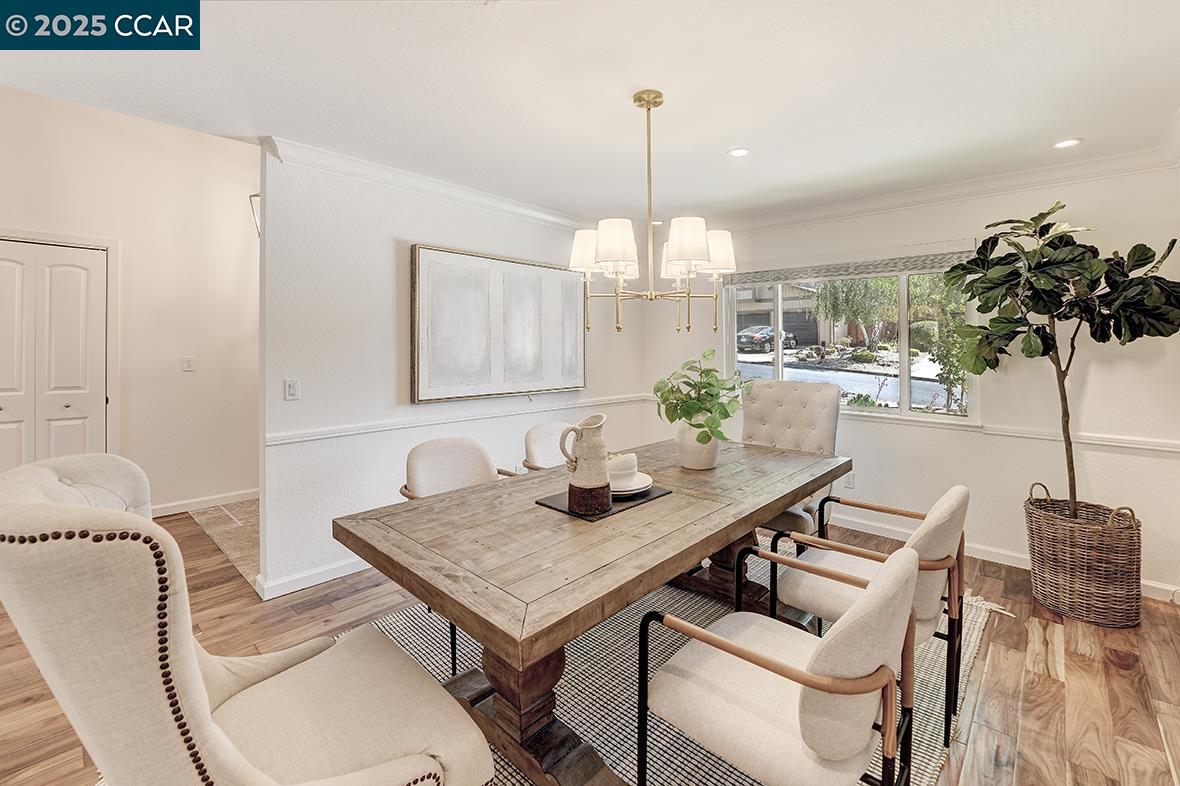 Detail Gallery Image 12 of 60 For 3015 Lanway Ct, Concord,  CA 94518 - 4 Beds | 2/1 Baths