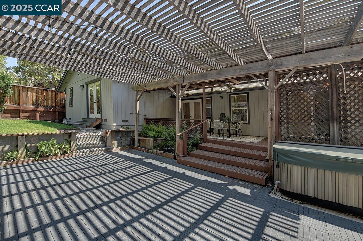 Detail Gallery Image 30 of 60 For 3015 Lanway Ct, Concord,  CA 94518 - 4 Beds | 2/1 Baths