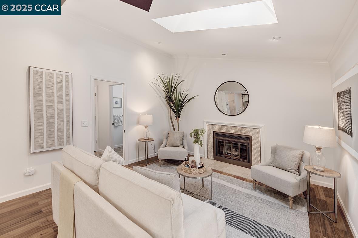 Detail Gallery Image 33 of 60 For 3015 Lanway Ct, Concord,  CA 94518 - 4 Beds | 2/1 Baths